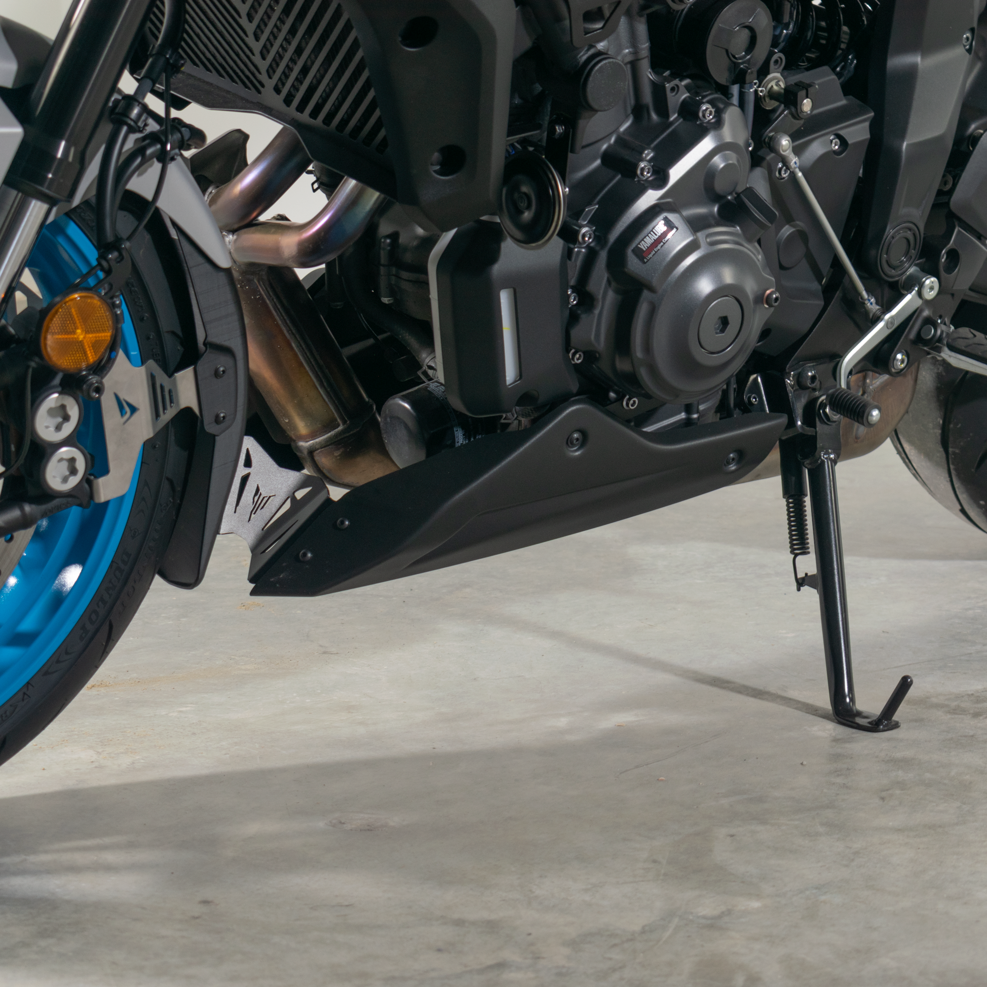 Pyramid Belly Pan | Yamaha Blue | Yamaha MT-07 2021>Currentย -ย ย Pyramid Motorcycle Accessories