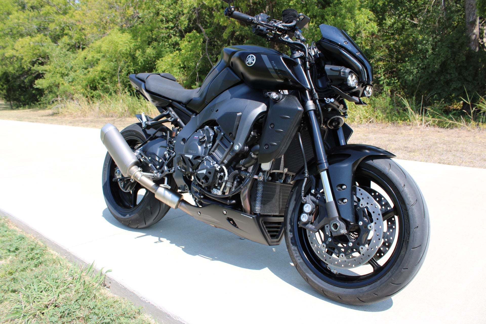 Pyramid Belly Pan | Tech Black Colours | Yamaha MT-10 2016>Current - Shop name