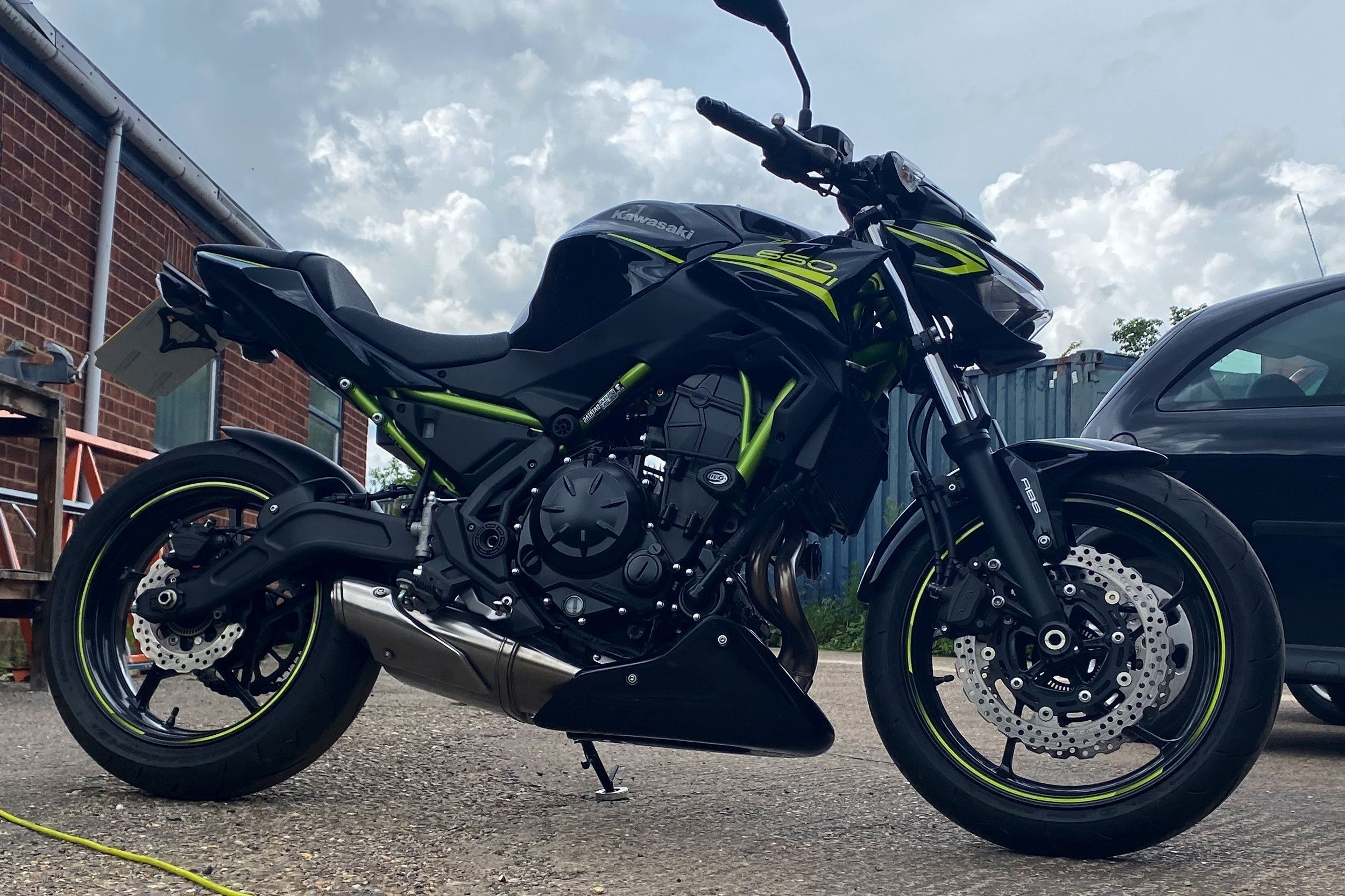 Pyramid Belly Pan | Unpainted | Kawasaki Z 650 2020>Current - Shop name