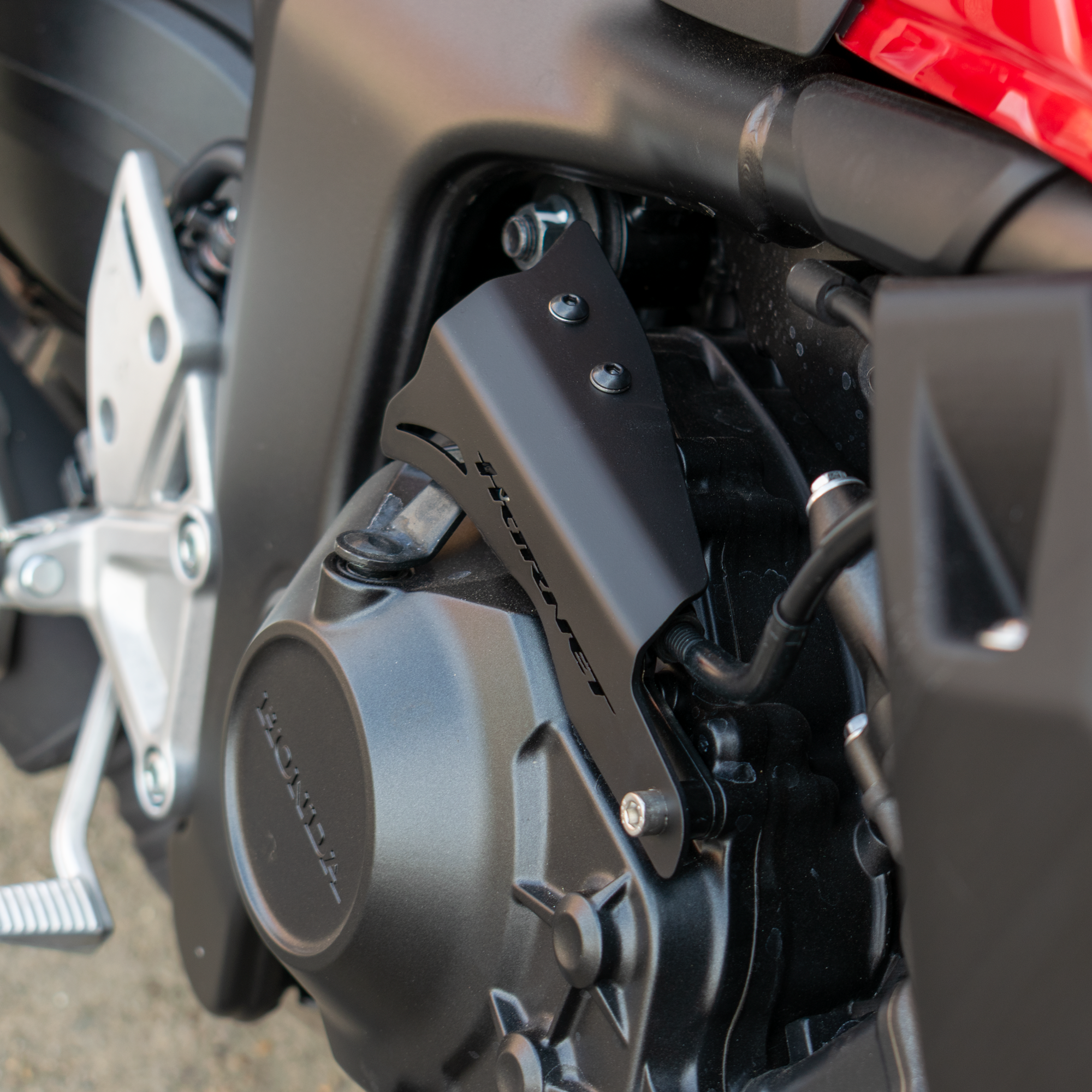 Pyramid Engine Ornament | Matte Black | Triumph Tiger Sport 800 2025>Current - Pyramid Motorcycle Accessories