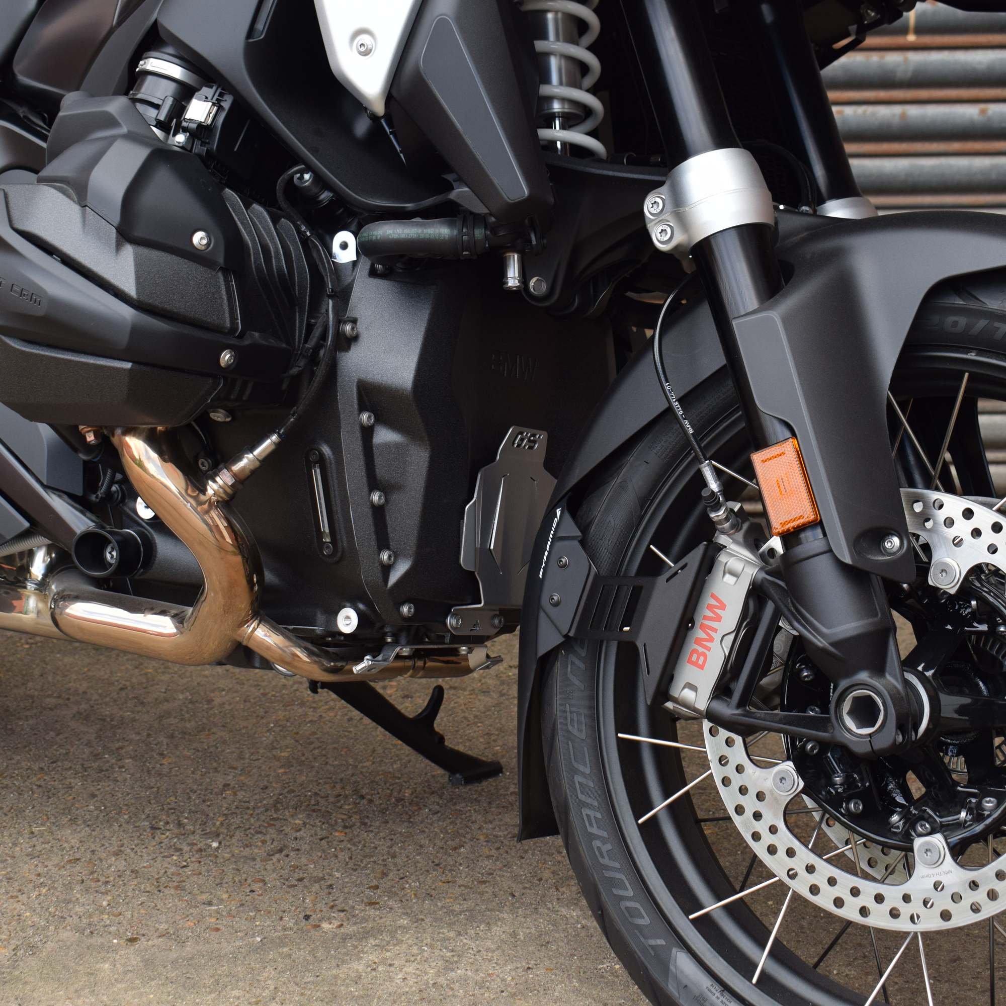 Pyramid Engine Cover | Gloss Silver | BMW R 1300 RS 2025>Current -   Pyramid Motorcycle Accessories