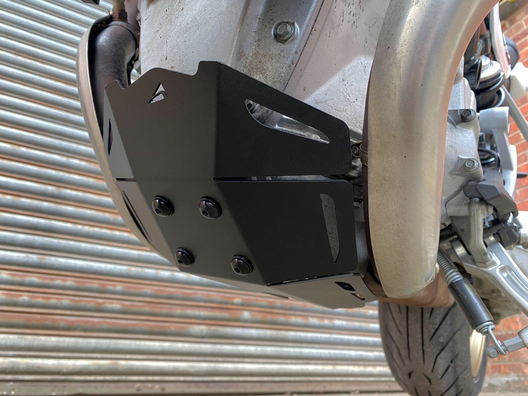 Pyramid Engine Guard | Matte Black | Moto Guzzi V100 Mandello 2022>Current - Shop name