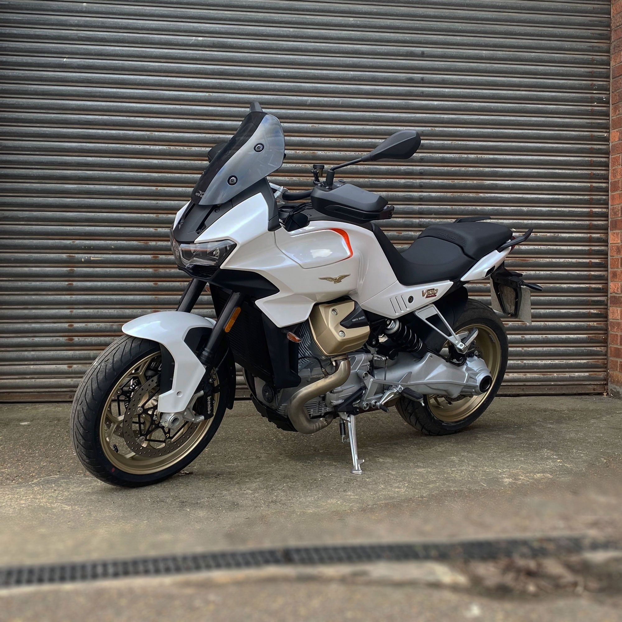 Pyramid Engine Guard | Matte Black | Moto Guzzi V100 Mandello 2022>Current - Shop name