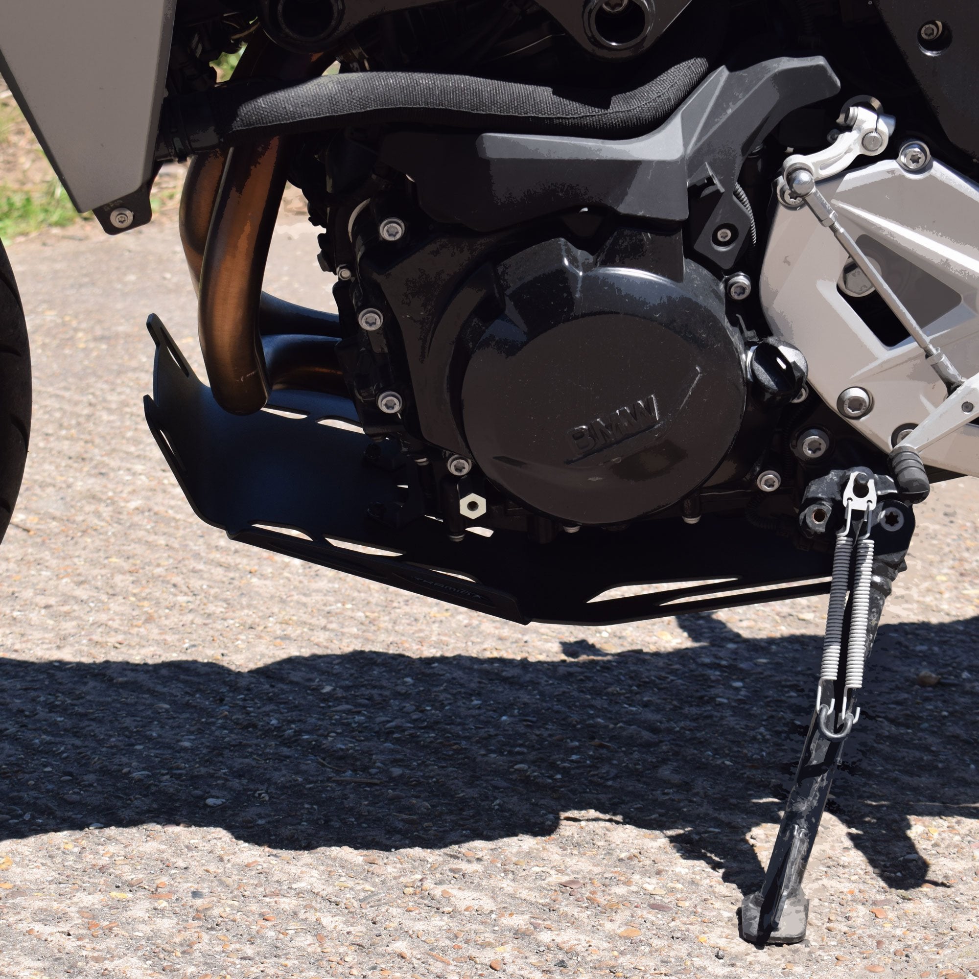 Pyramid Engine Plate | Matte Black | BMW F 900 XR 2020>Current - Shop name