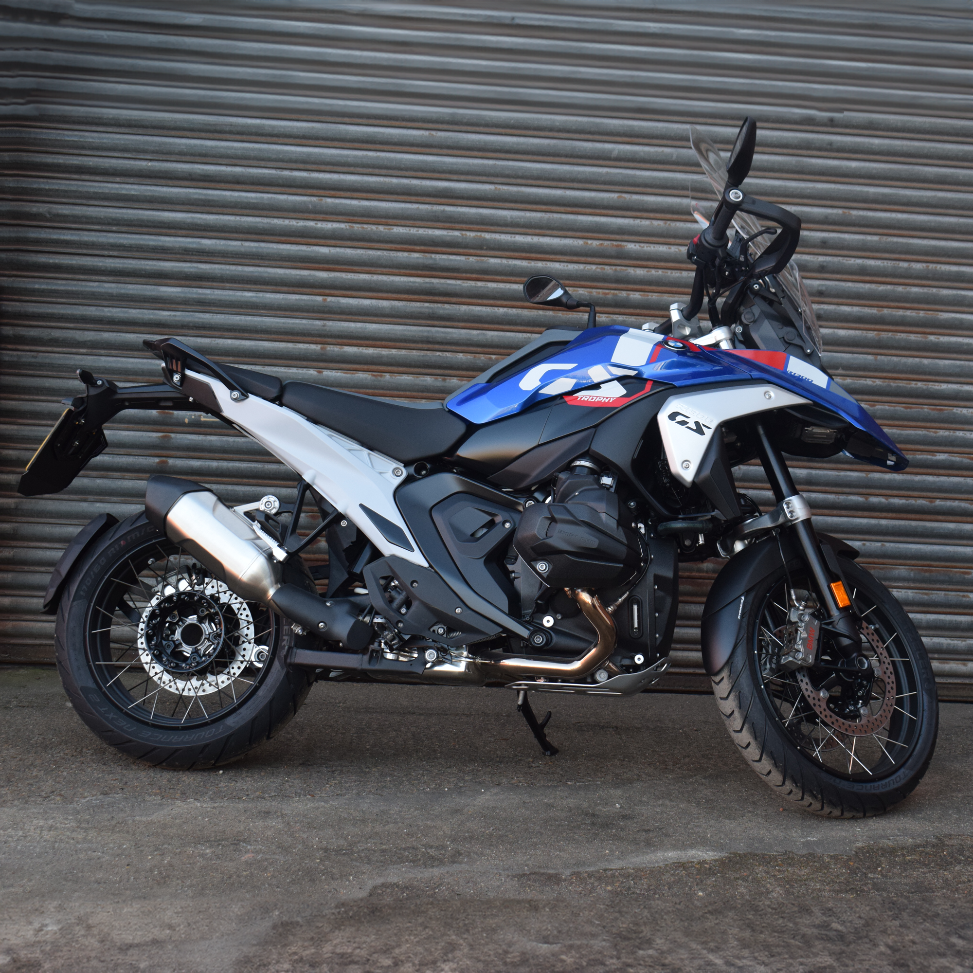 Pyramid Extenda Fenda | Matte Black | BMW R 1300 GS 2023>Currentย -ย Shop name