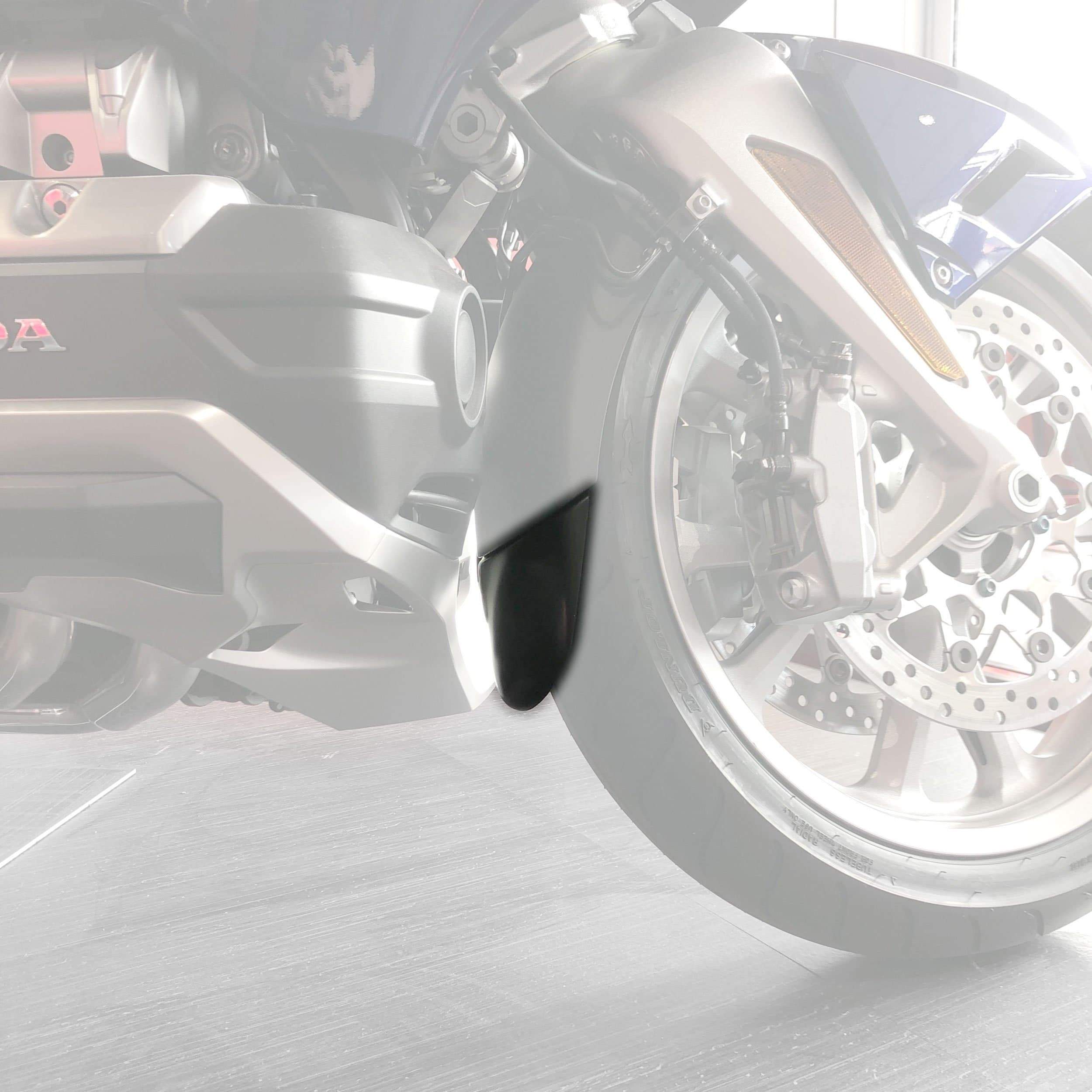Pyramid Extenda Fenda | Matte Black | Honda Gold Wing 2018>Current - Shop name