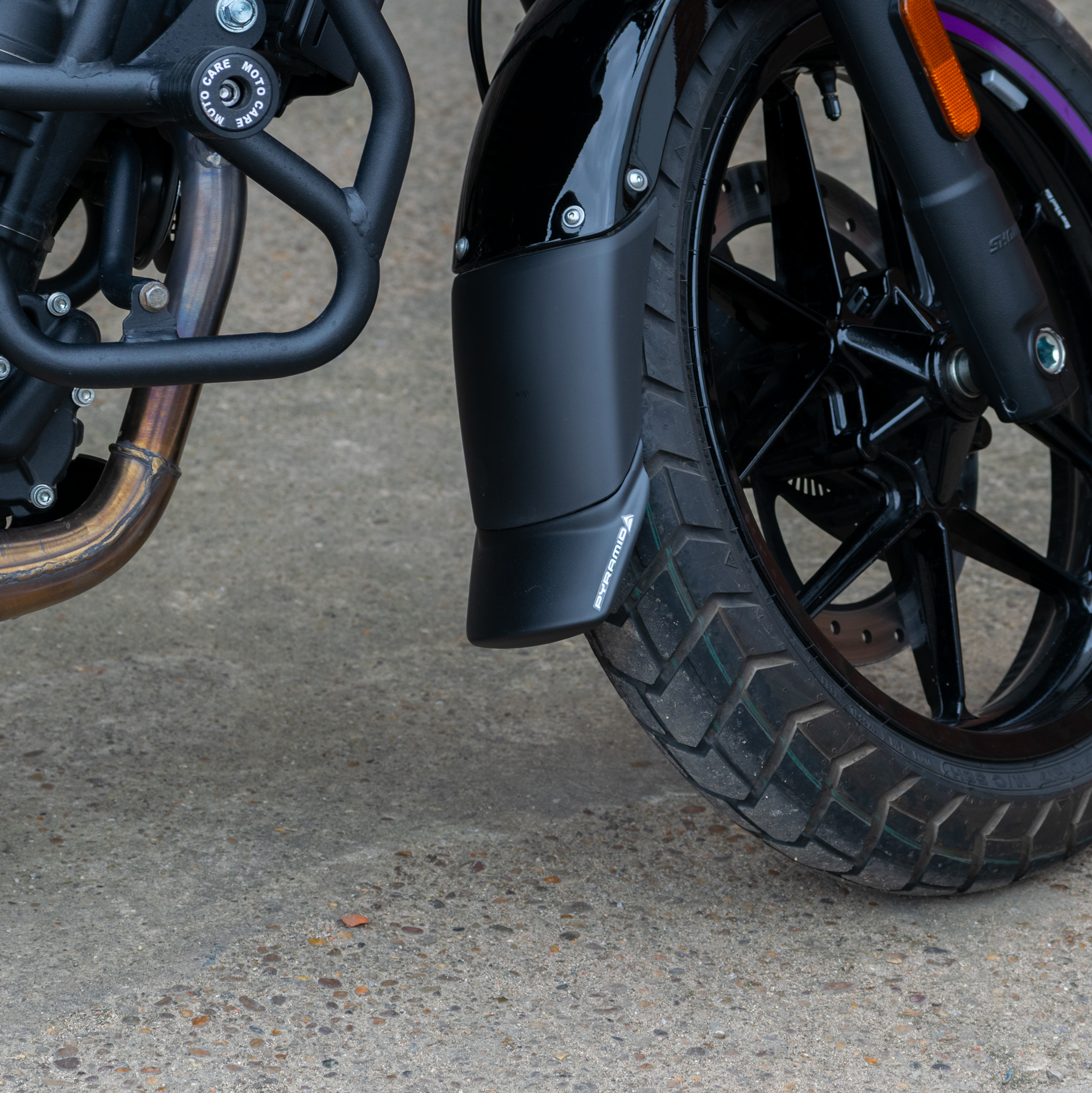 Pyramid Extenda Fenda | Matte Black | Royal Enfield Guerrilla 450 2024>Current - Shop name