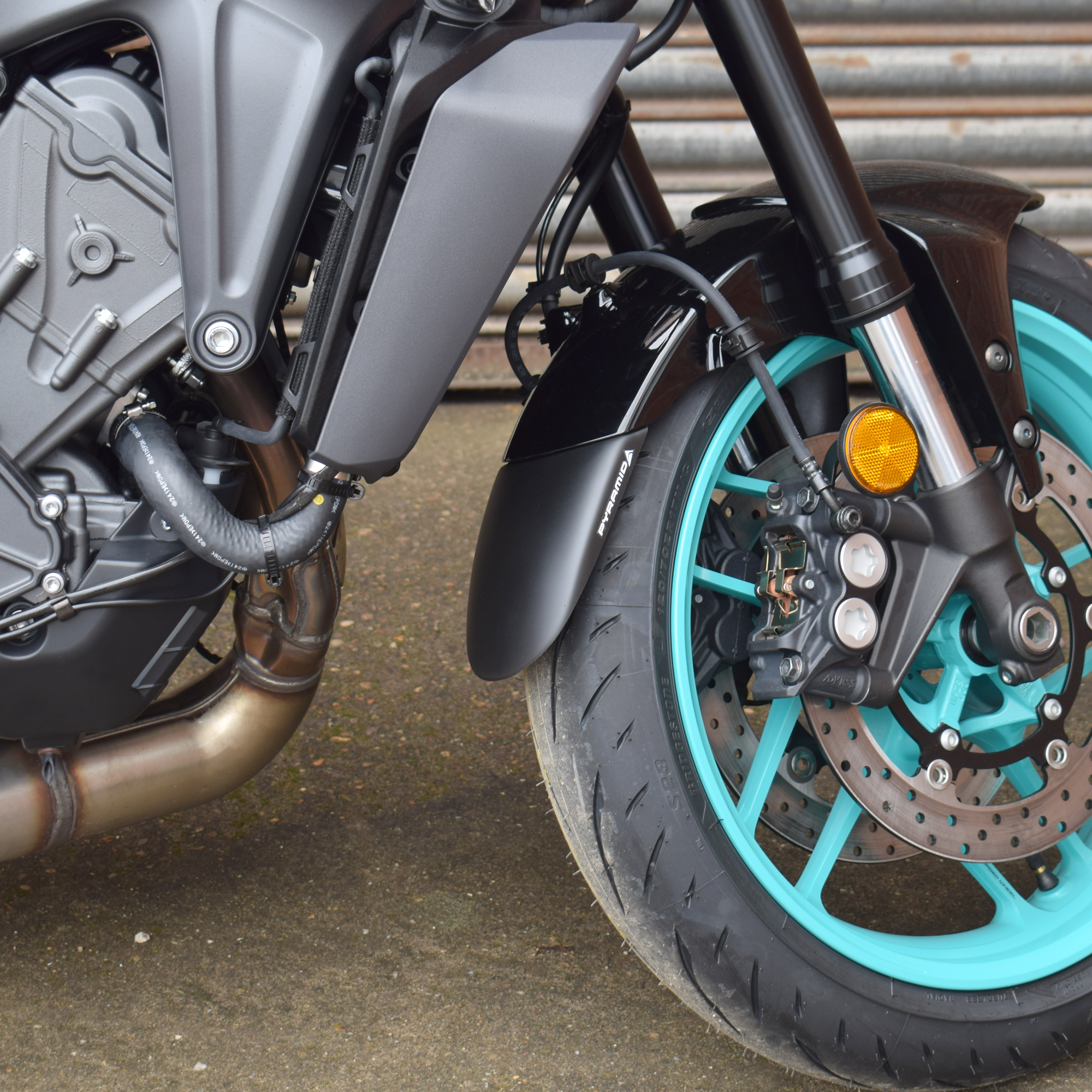 Pyramid Extenda Fenda | Matte Black | Yamaha MT-09 2021>Current -  Shop name
