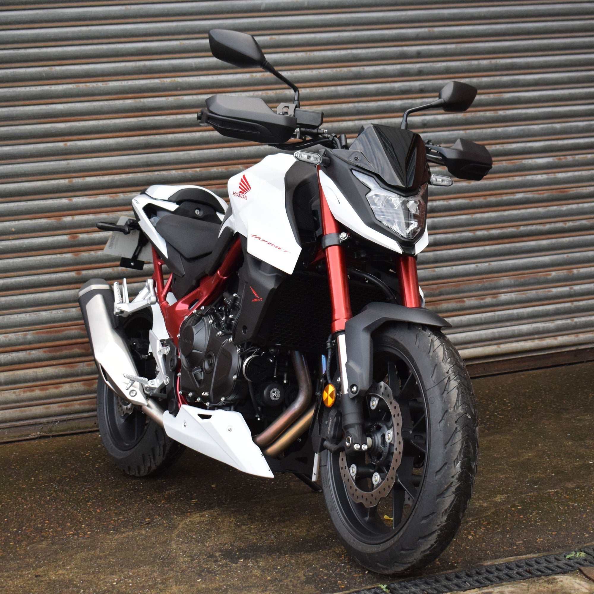 Pyramid Fly Screen | Graphite Black | Honda CB750 Hornet 2022>2024 - Shop name