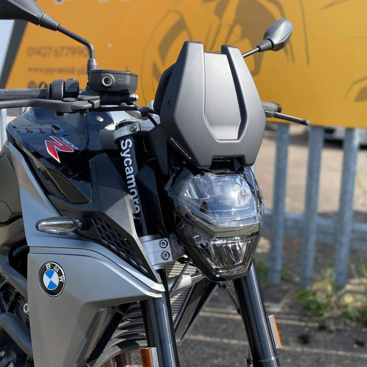 Pyramid Fly Screen | Matte Black | BMW F 900 R 2020>Current - Shop name