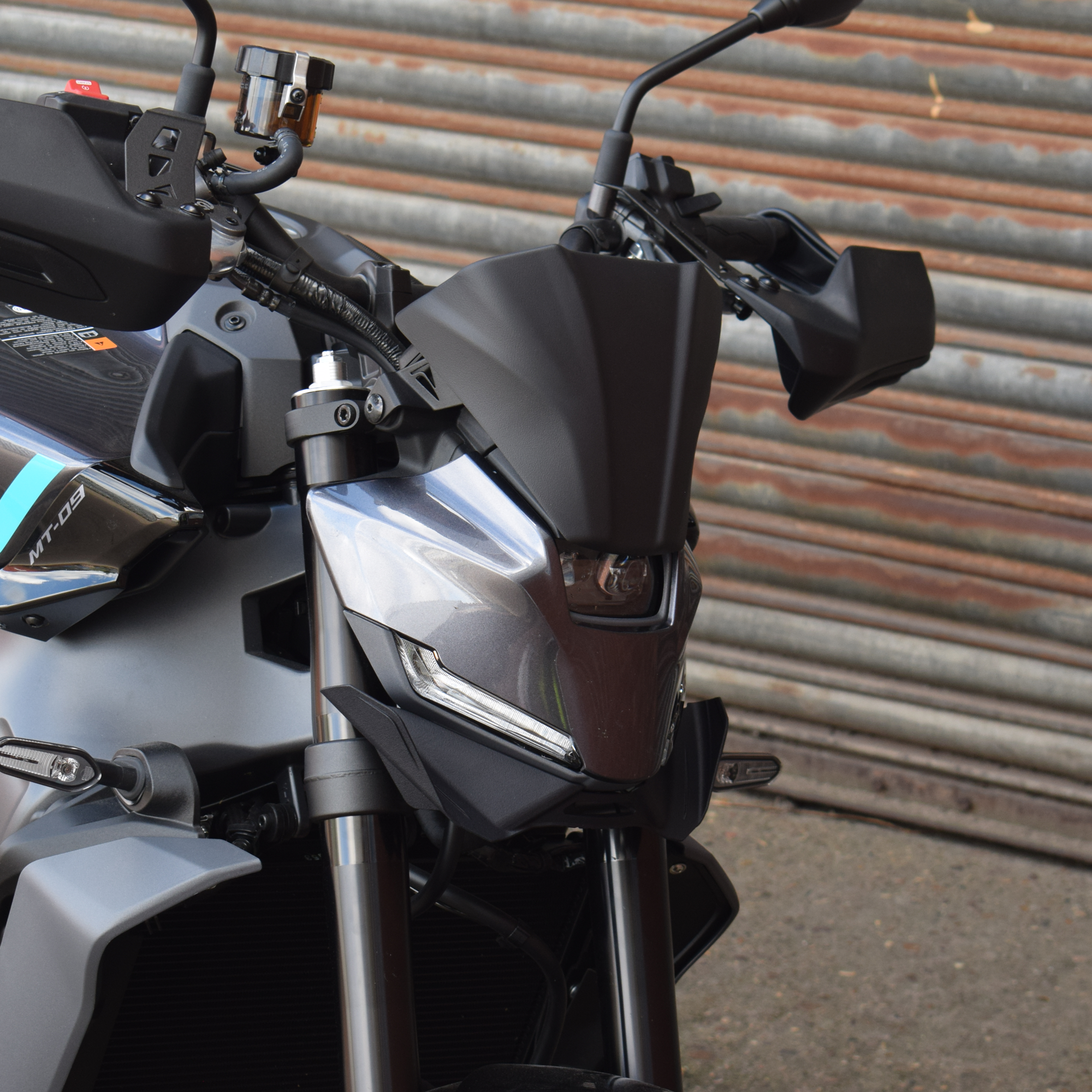 Pyramid Fly Screen | Matte Black | Yamaha MT-09 2024>Current - Pyramid Motorcycle Accessories