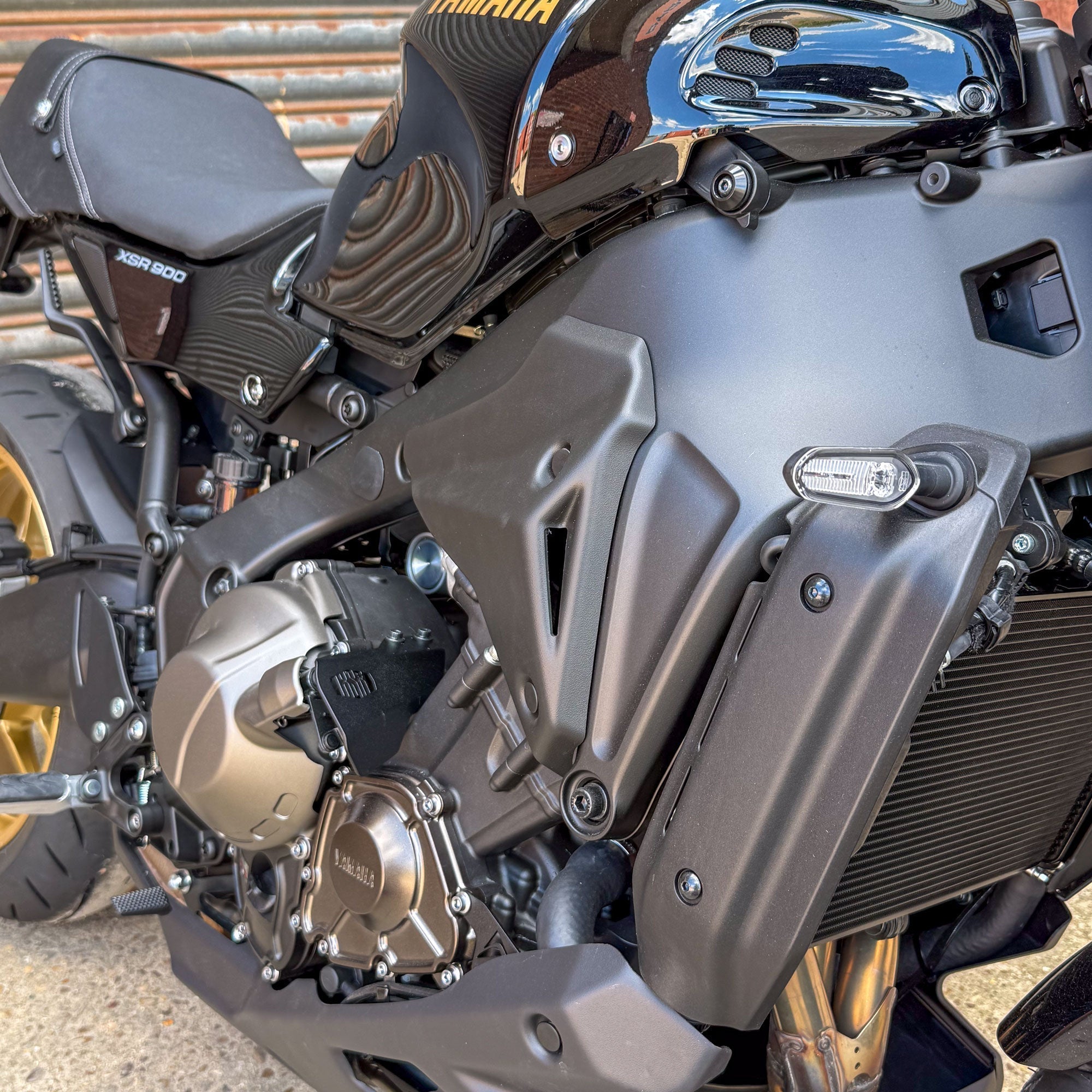 Pyramid Front Infill Panels | Unpainted | Yamaha XSR900 2022>Current - Pyramid Motorcycle Accessories