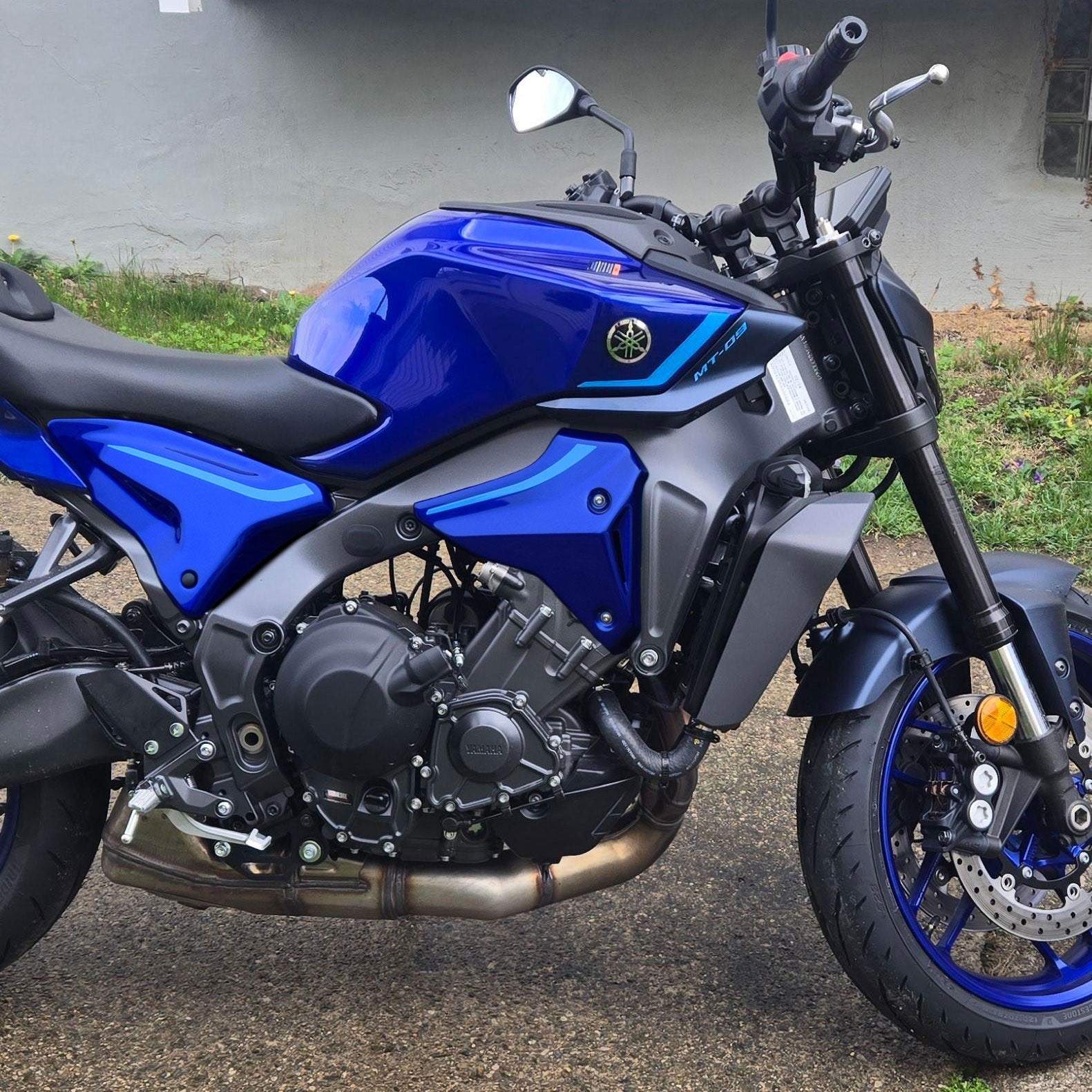 Pyramid Front Infill Panels | Yamaha Blue | Yamaha MT-09 2021>Current - Pyramid Motorcycle Accessories