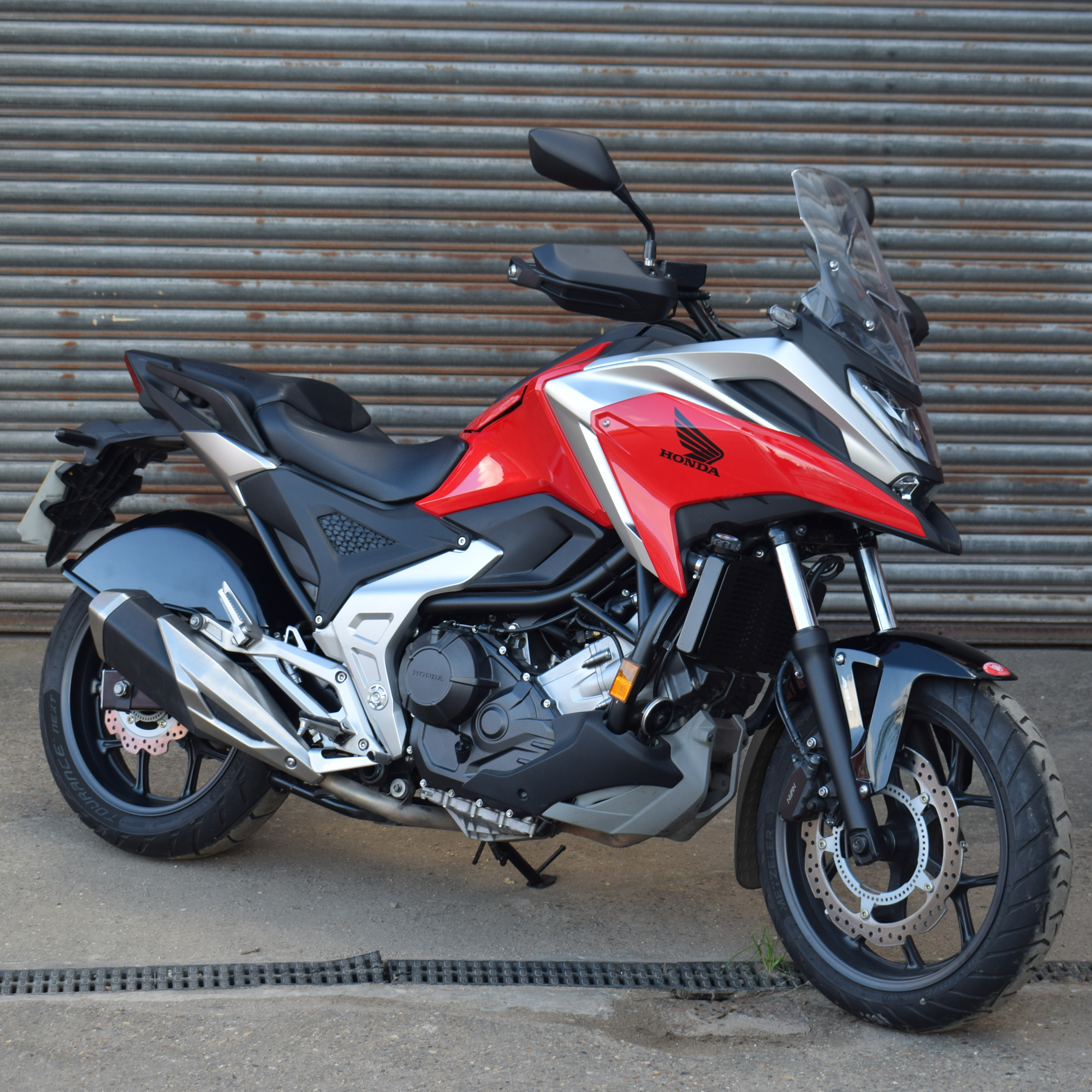 Pyramid Full Rear Hugger | Gloss Black | Honda NC 750 S 2012>Current - Shop name