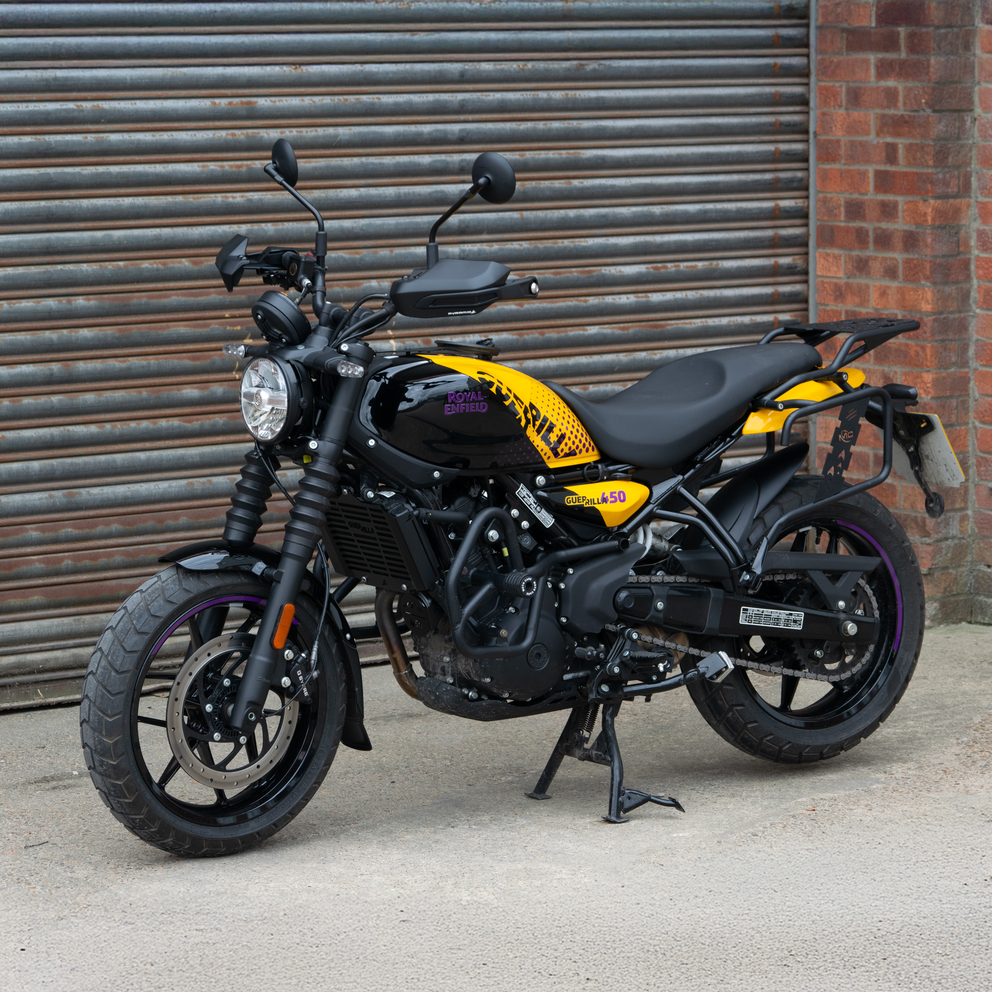 Pyramid Handguards | Matte Black | Royal Enfield Guerrilla 450 2024>Current - Shop name
