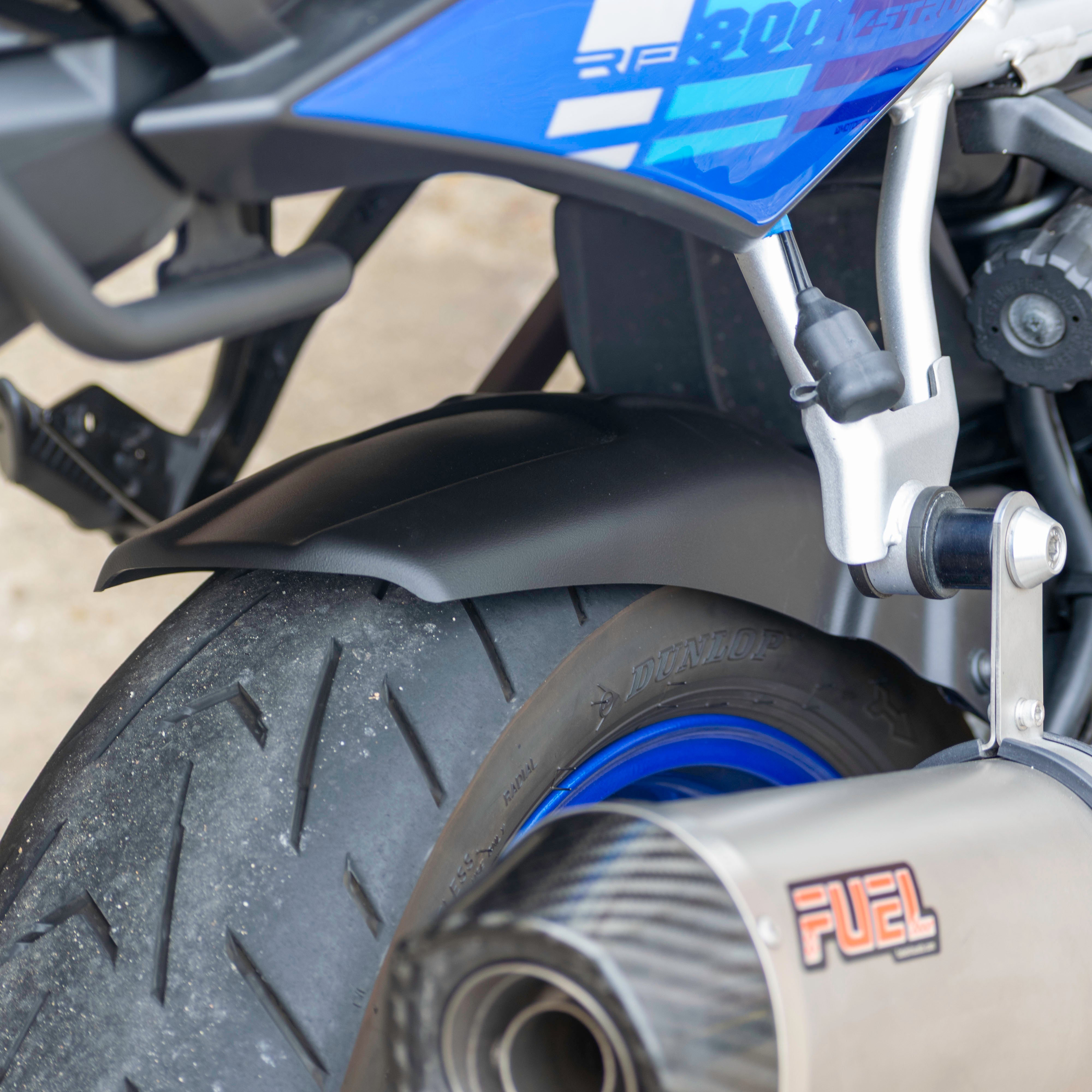 Pyramid Hugger | Matte Black | Suzuki V-Strom 800 DE 2023>Current - Pyramid Motorcycle Accessories