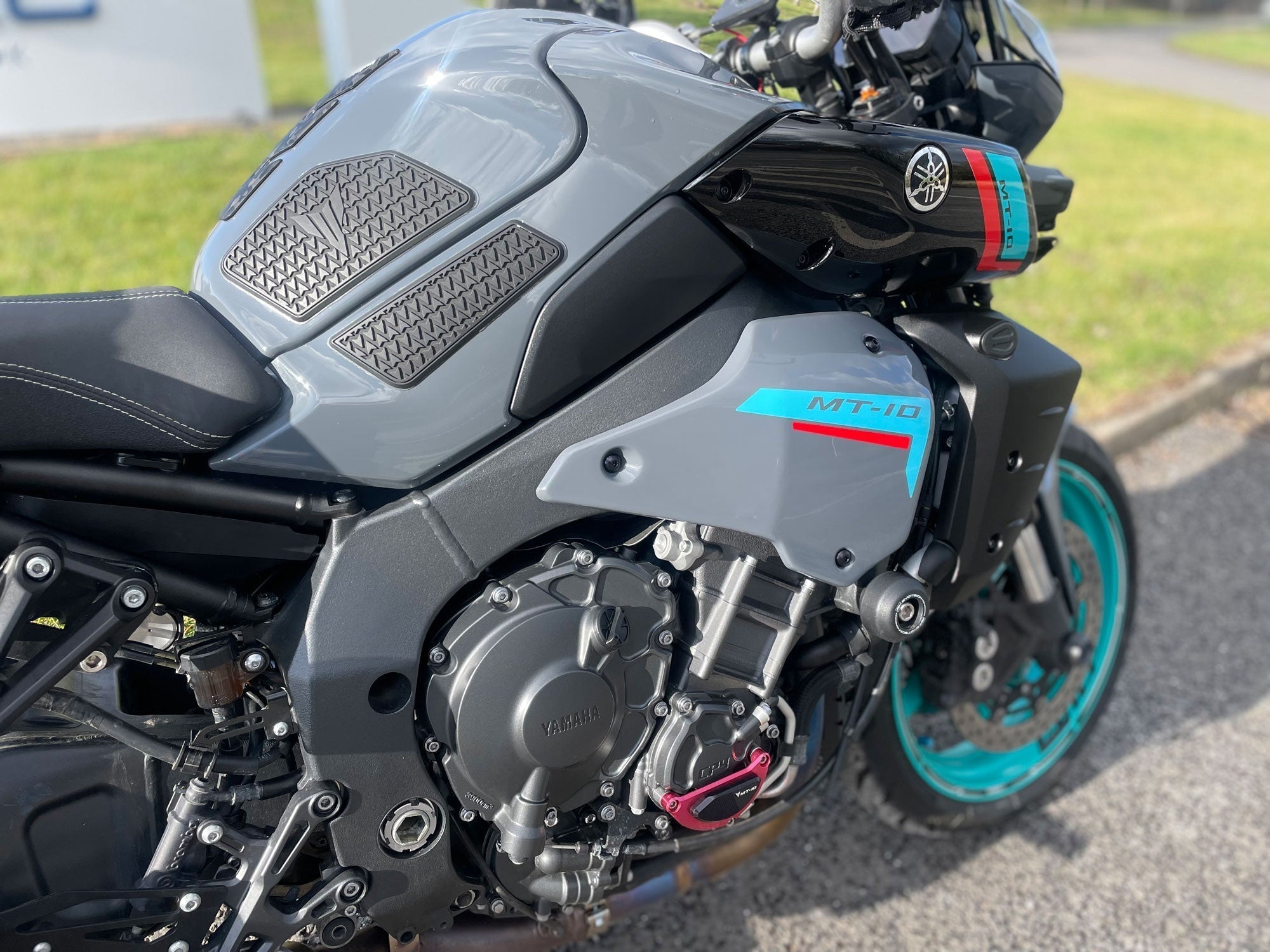 Pyramid Infill Panels | Cyan Storm Colours | Yamaha MT-10 2022> - Shop name