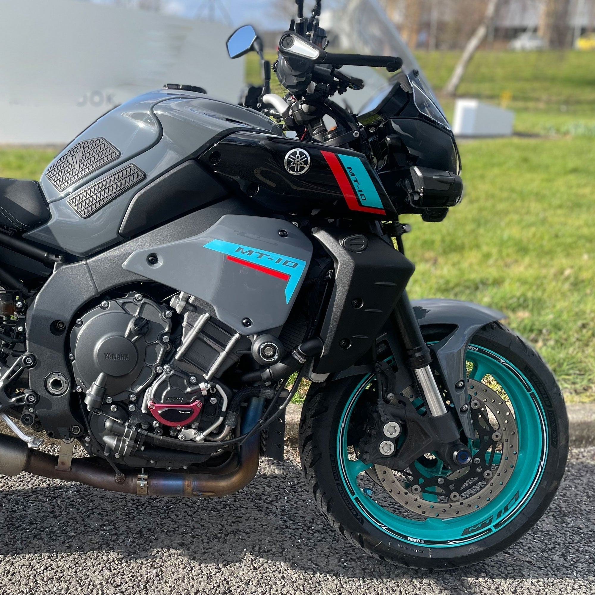 Pyramid Infill Panels | Cyan Storm Colours | Yamaha MT-10 2022> - Shop name