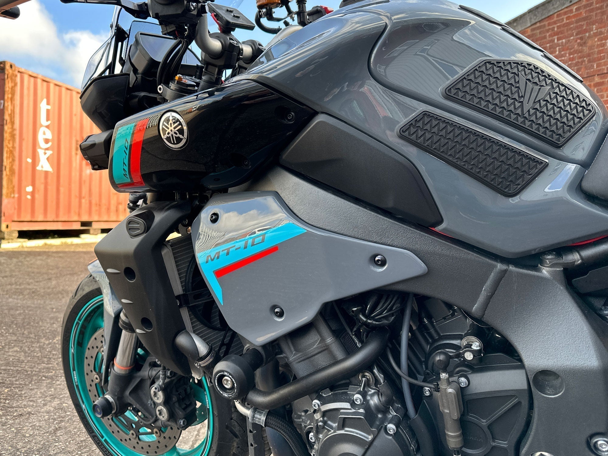 Pyramid Infill Panels | Cyan Storm Colours | Yamaha MT-10 2022> - Shop name