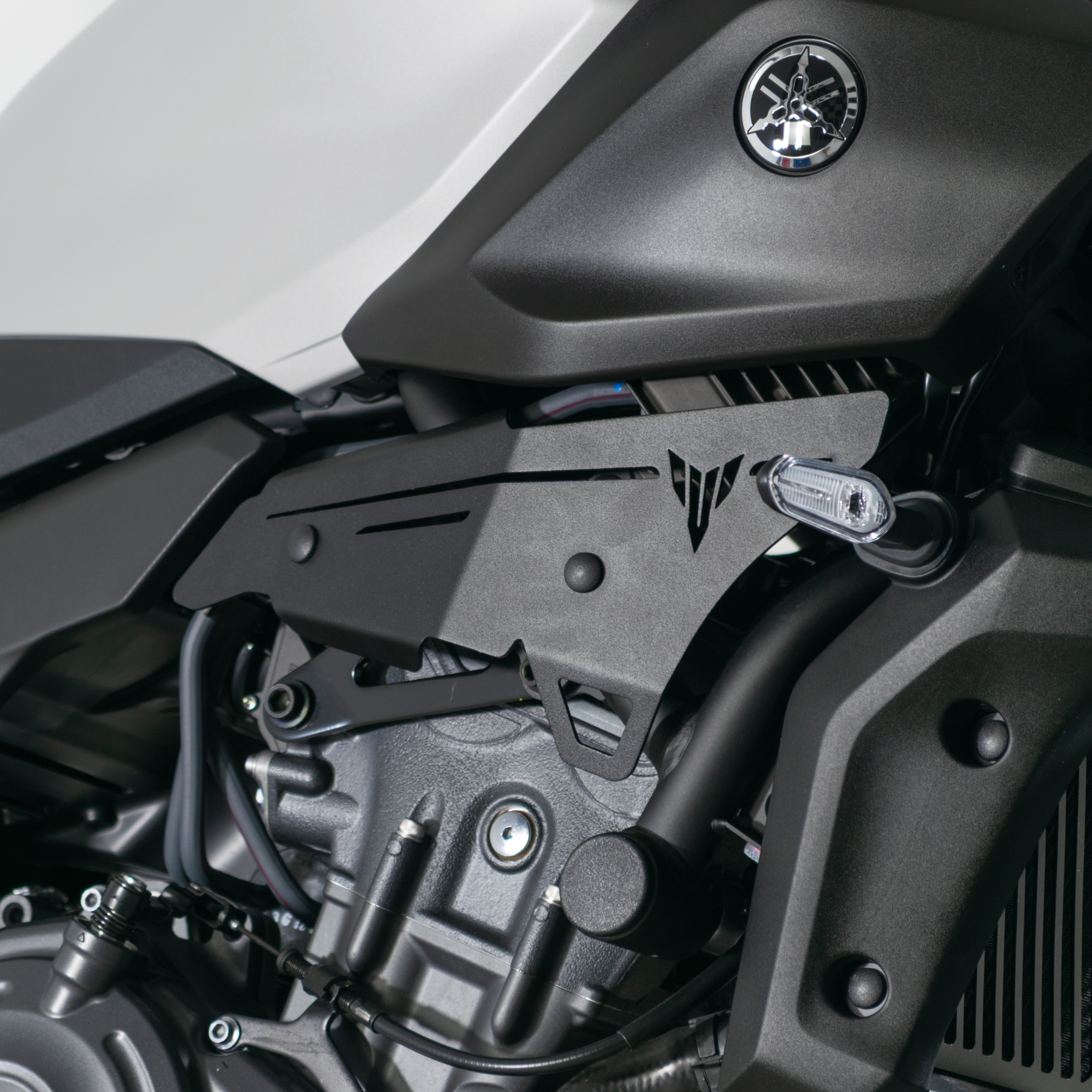 Pyramid Infill Panels | Matte Black | Yamaha MT-07 2025>Current - Pyramid Motorcycle Accessories