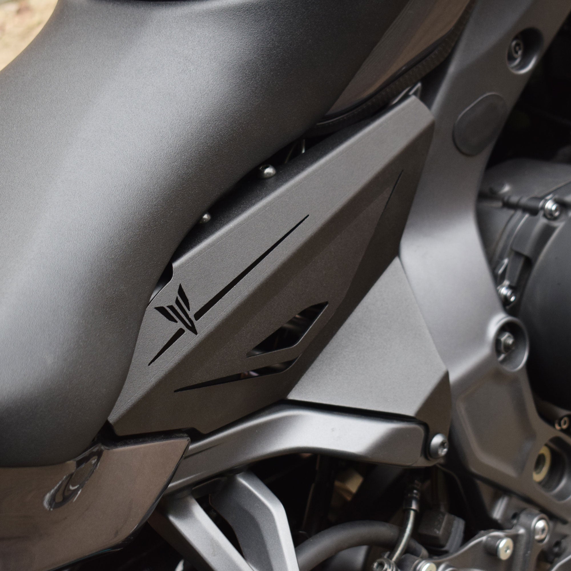Pyramid Infill Panels | Matte Black | Yamaha MT-09 2024>2025 -  Shop name