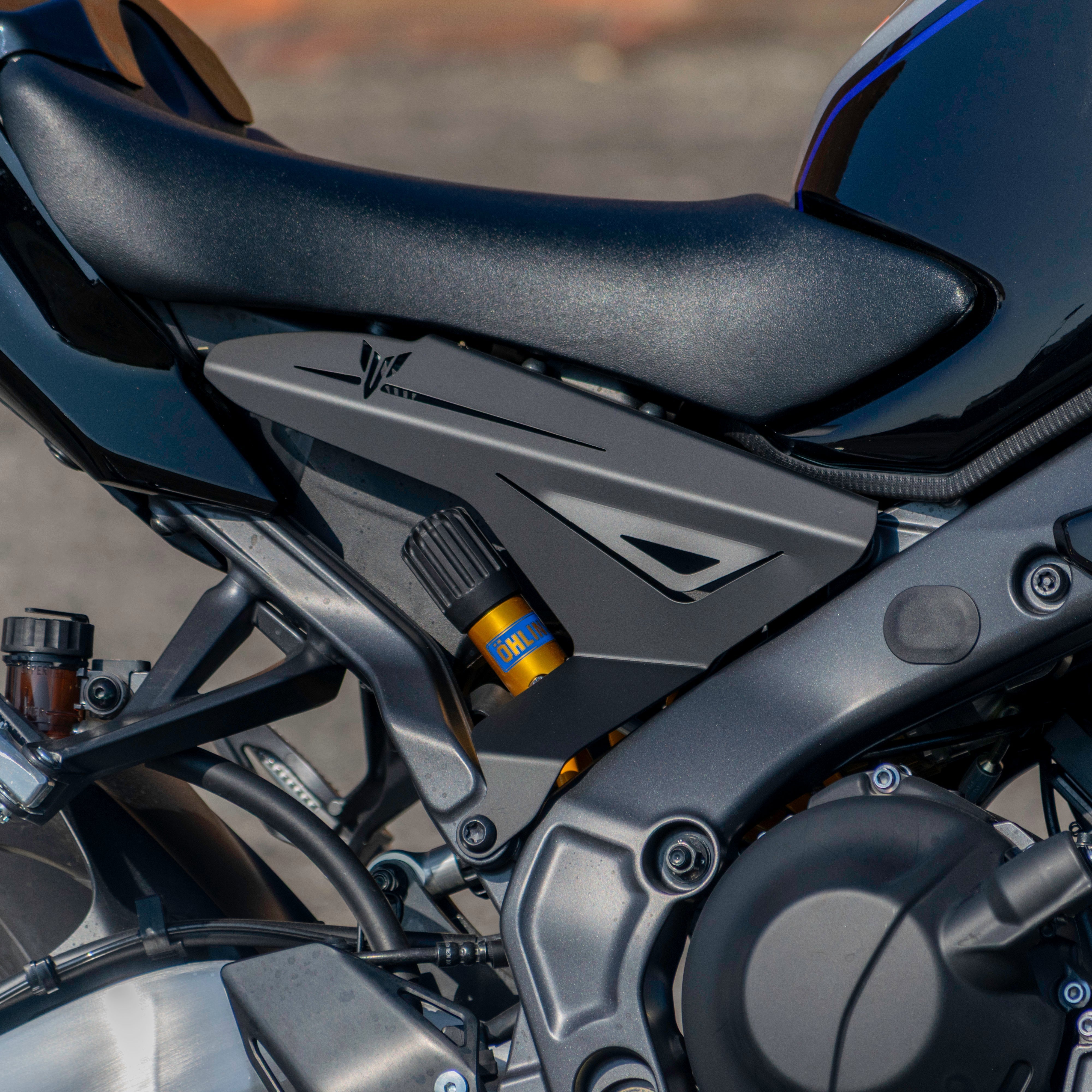 Pyramid Infill Panels | Matte Black | Yamaha MT-09 SP 2024>2025 -  Shop name