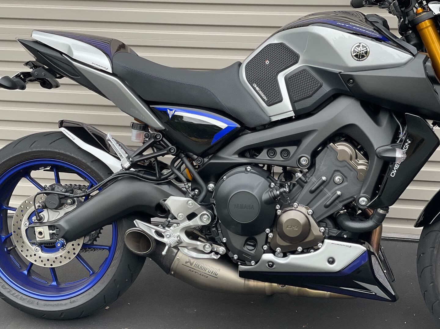 Pyramid Infill Panels | SP Colours | Yamaha MT-09 SP 2017>2020 - Shop name