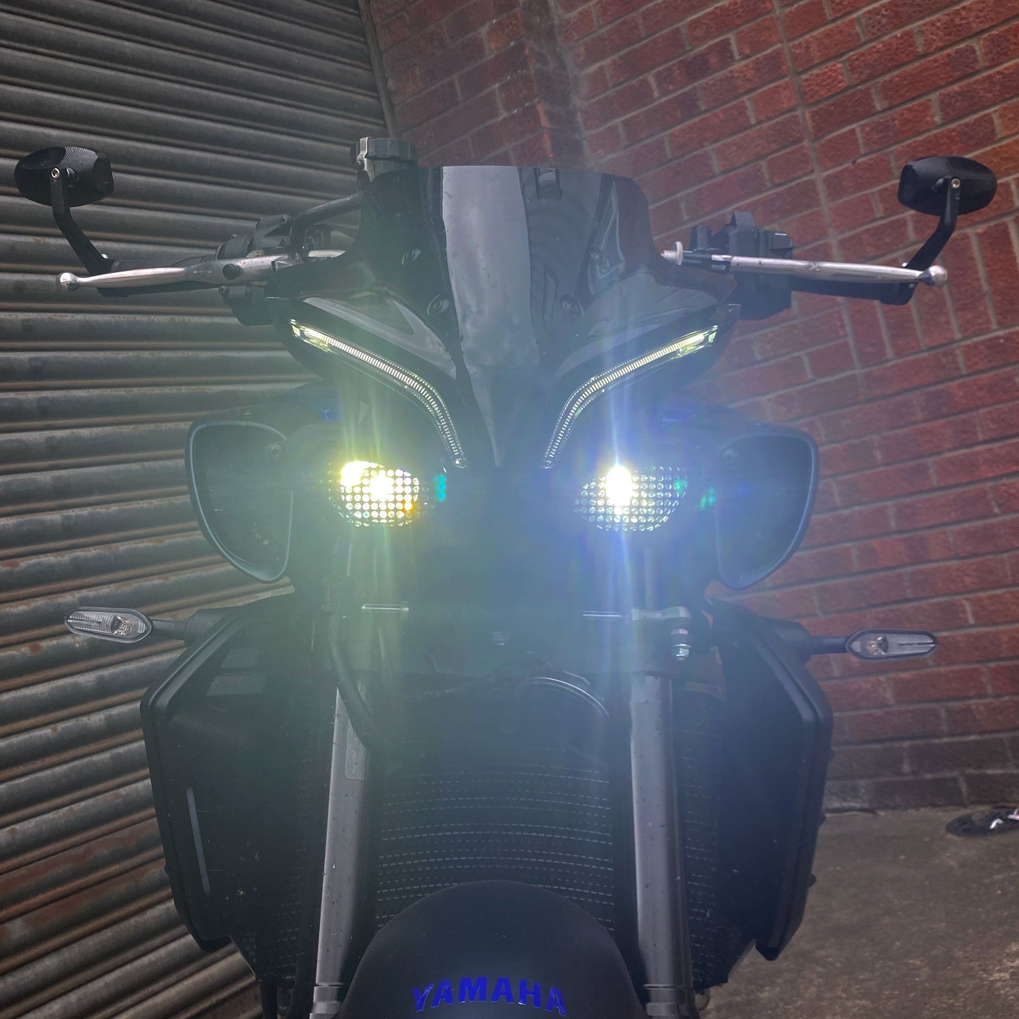 Pyramid Lower Headlight Guards | Matte Black | Yamaha MT-10 SP 2022>Current - Shop name