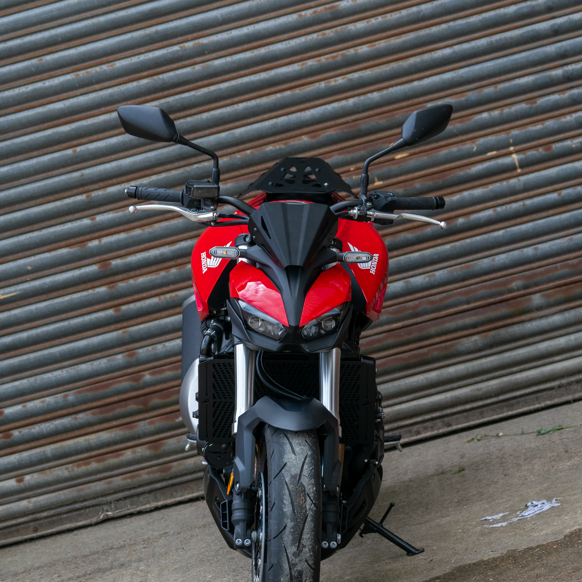 Pyramid Metal Fly Screen | Matte Black | Honda CB1000 Hornet inc SP 2025>Current - Shop name
