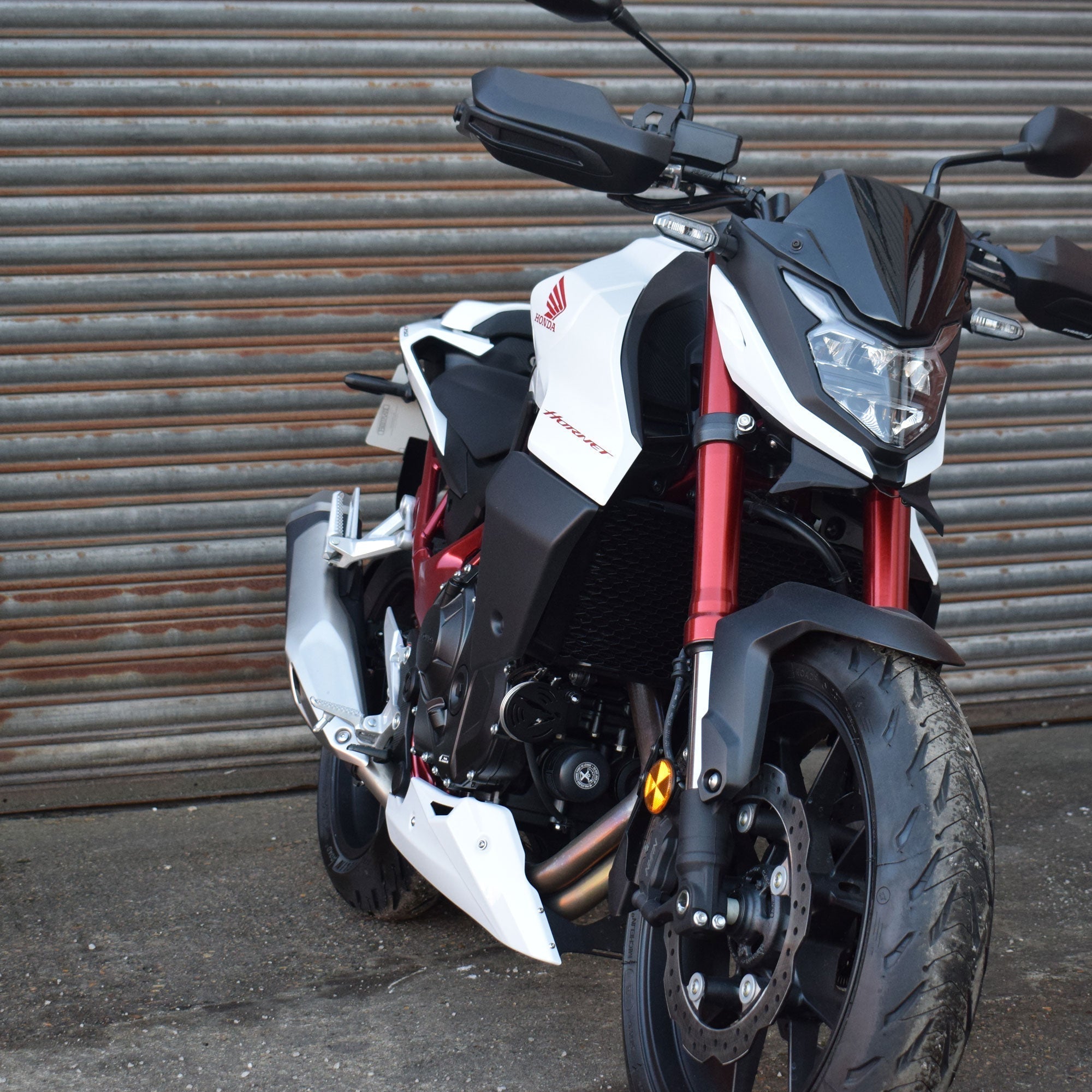 Pyramid Radiator Cheeks | Matte Black | Honda CB750 Hornet 2022>Current - Shop name