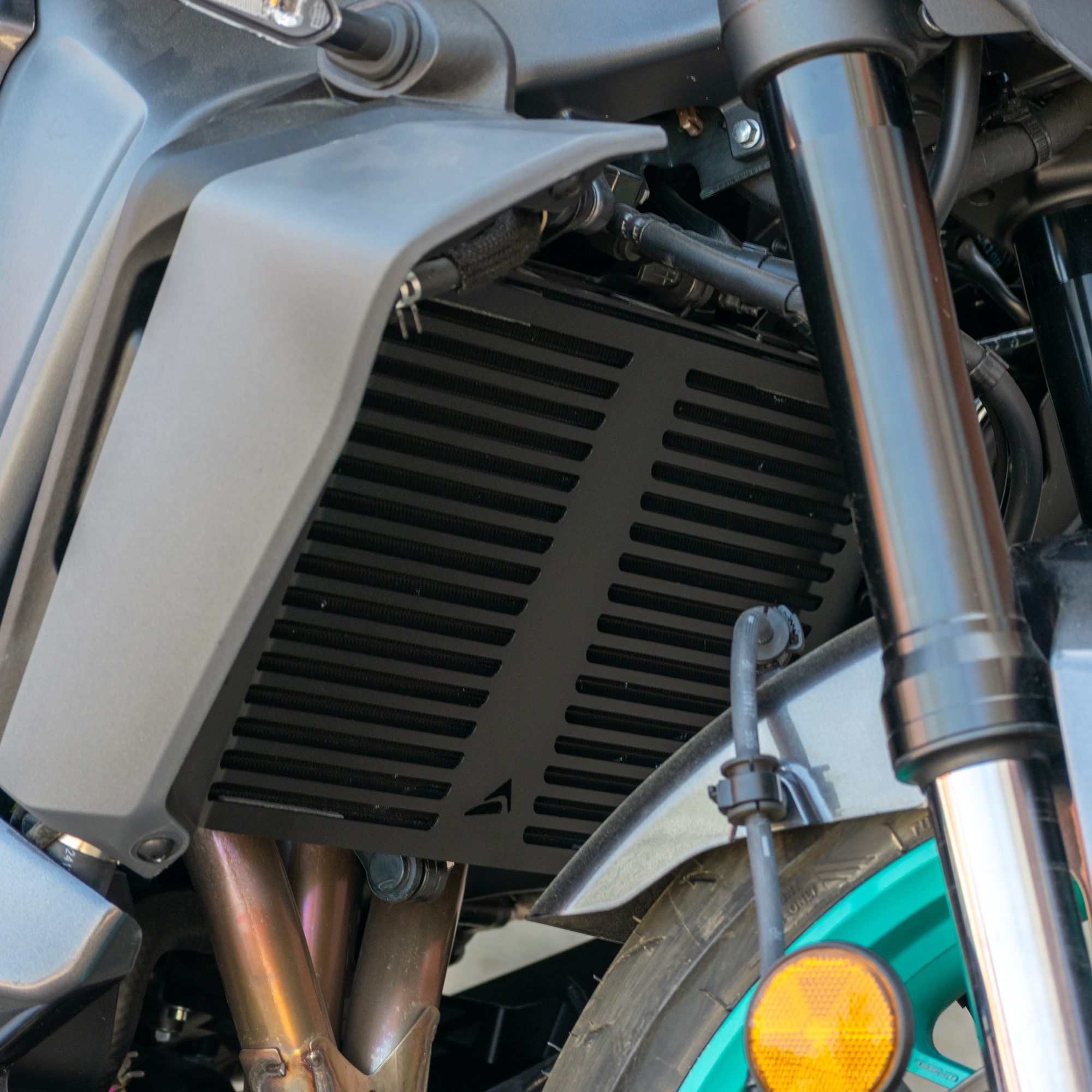 Pyramid Radiator Guard | Matte Black | Yamaha Tracer 9 GT (+) 2025>Current - Pyramid Motorcycle Accessories