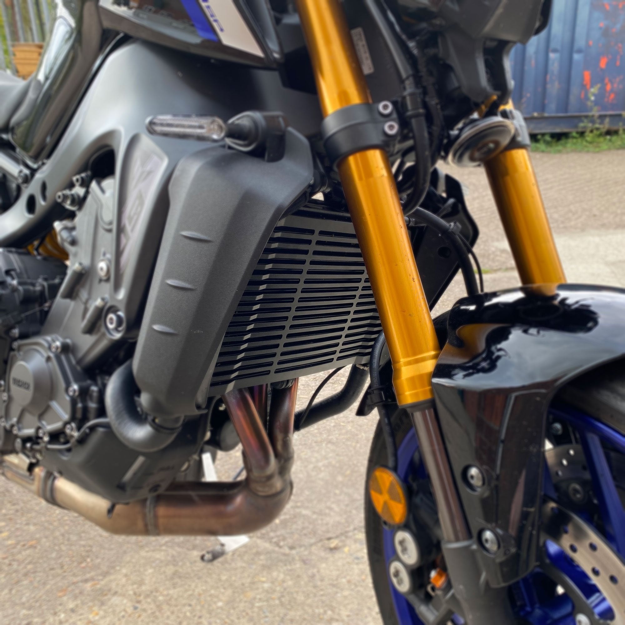 Pyramid Radiator Guard | Matte Black | Yamaha XSR 900 2022>Current - Shop name