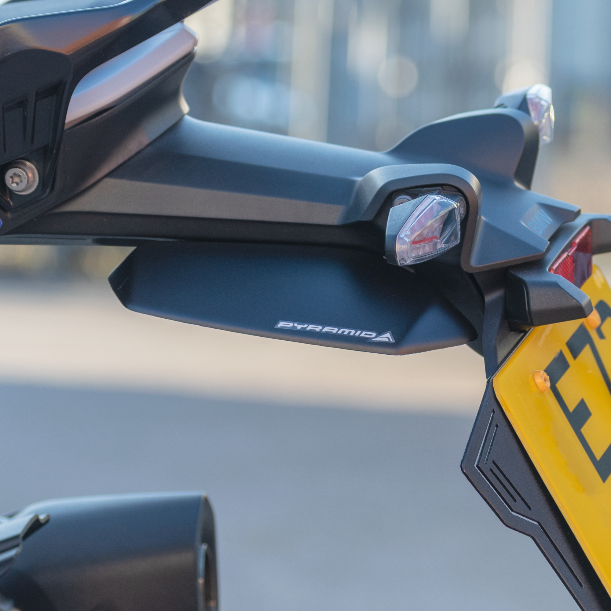 Pyramid Rear Splash Protector | Matte Black | BMW R 1300 GS 2023>Current - Shop name