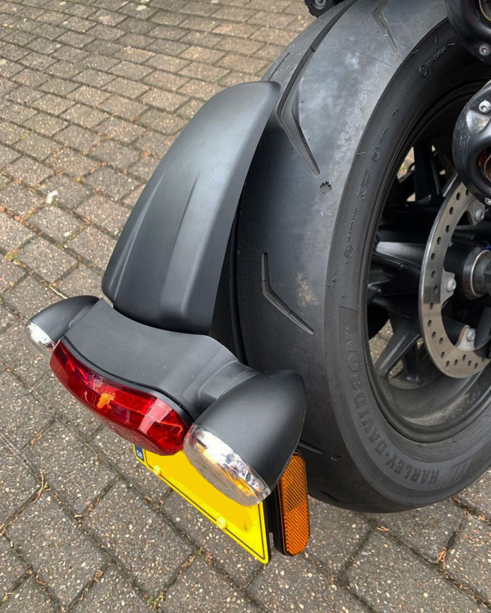 Pyramid Rear Splash Protector | Matte Black | Harley Davidson Sportster S (RH1250S) 2021> - Shop name