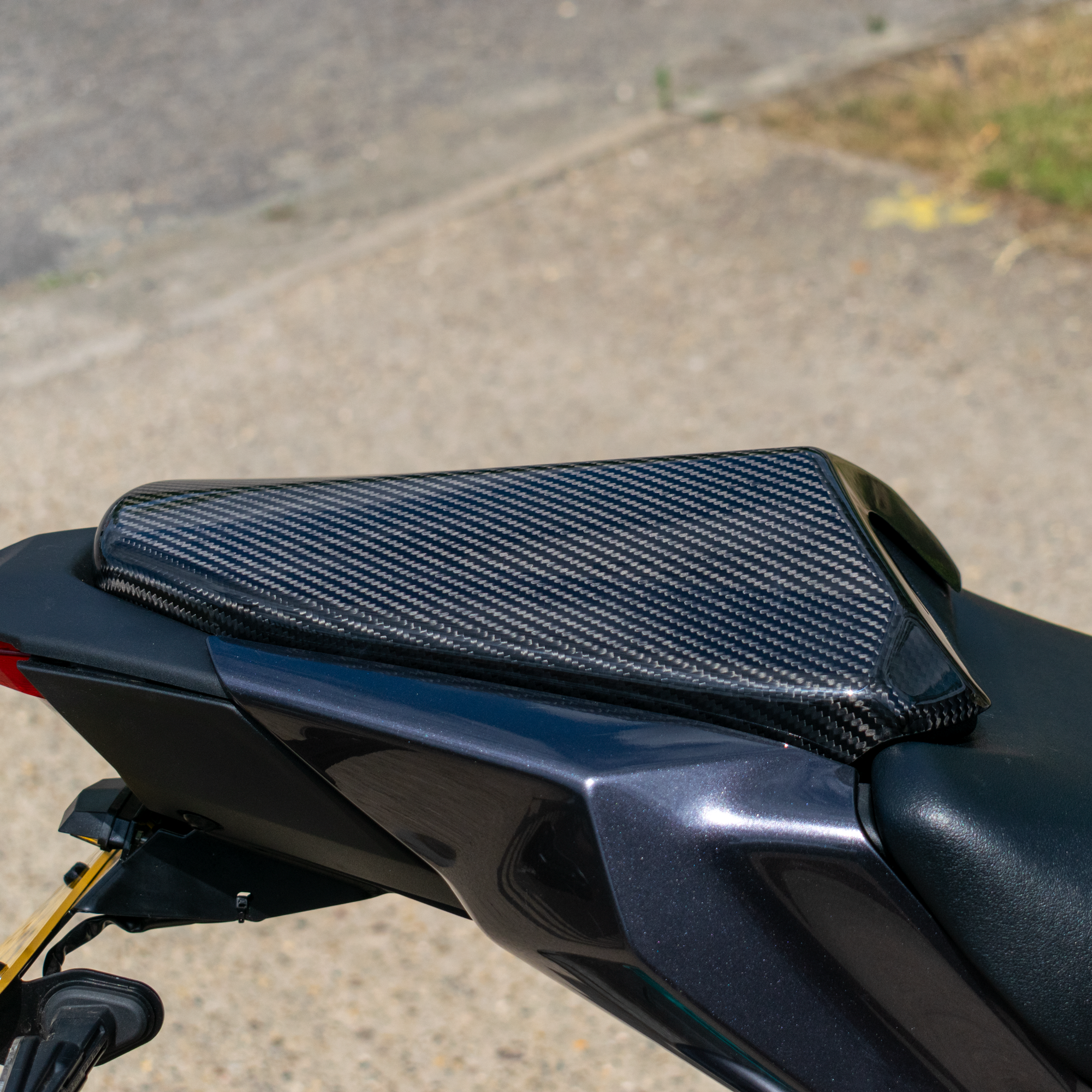Pyramid Seat Cowl | Carbon Fibre | Yamaha MT-09 inc SP 2024>Current - Pyramid Motorcycle Accessories