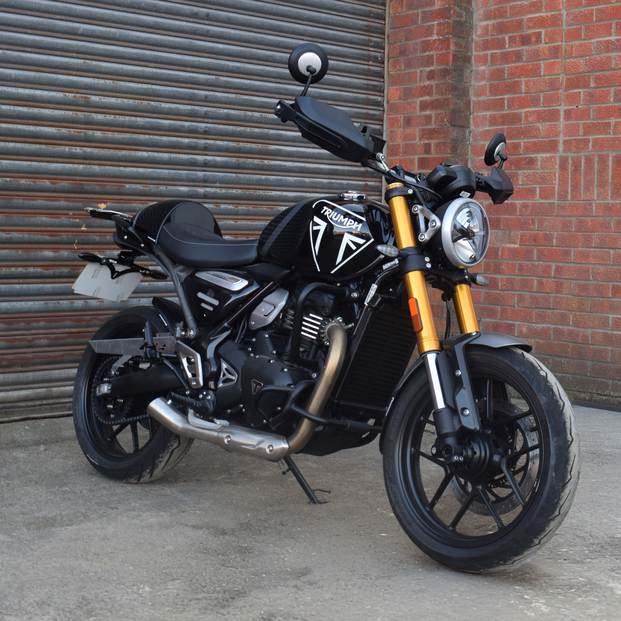 Pyramid Seat Cowl | Phantom Black & Storm Grey | Triumph Speed 400 2024>Current -  Shop name