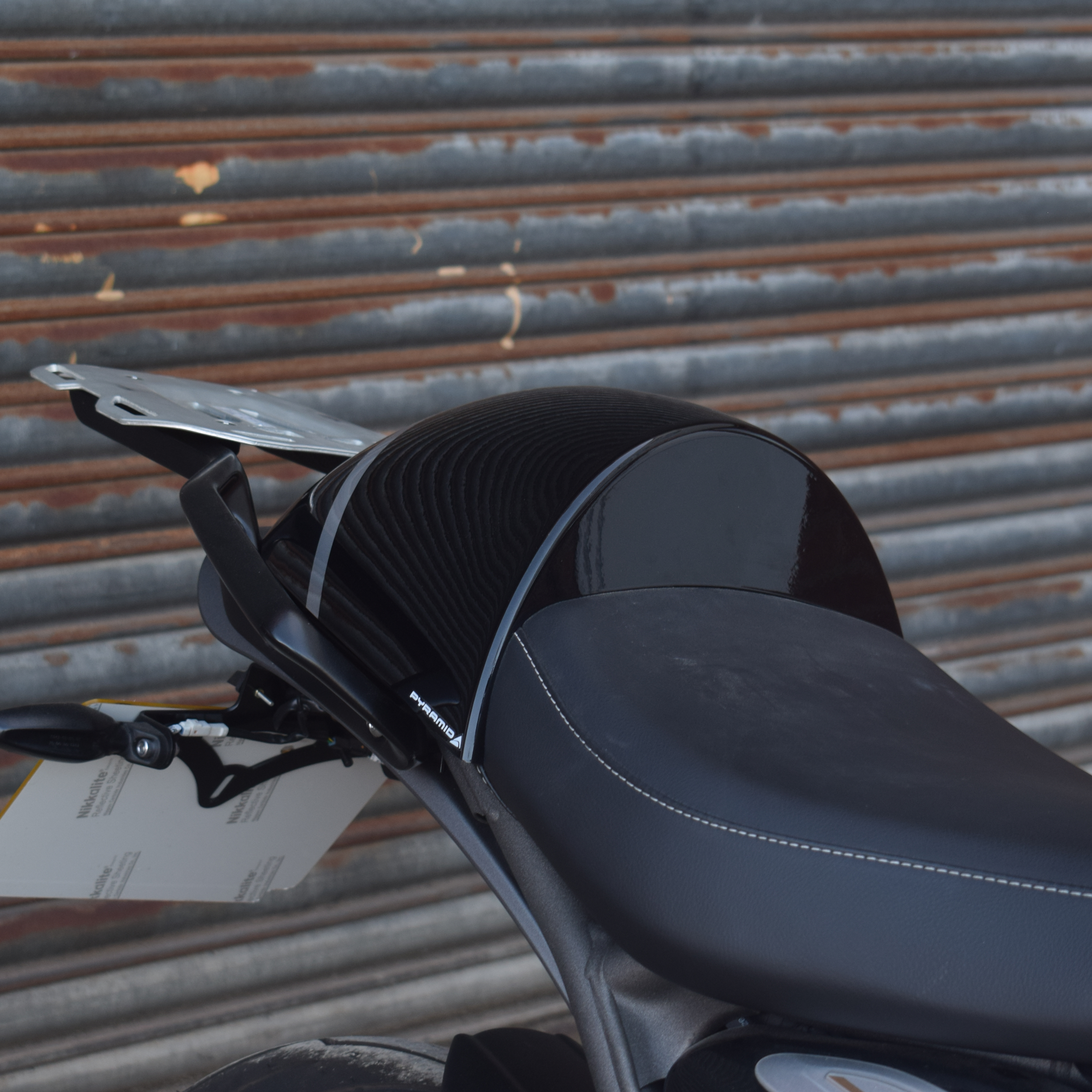 Pyramid Seat Cowl | Carnival Red & Storm Grey | Triumph Speed 400 2024>Current - Shop name