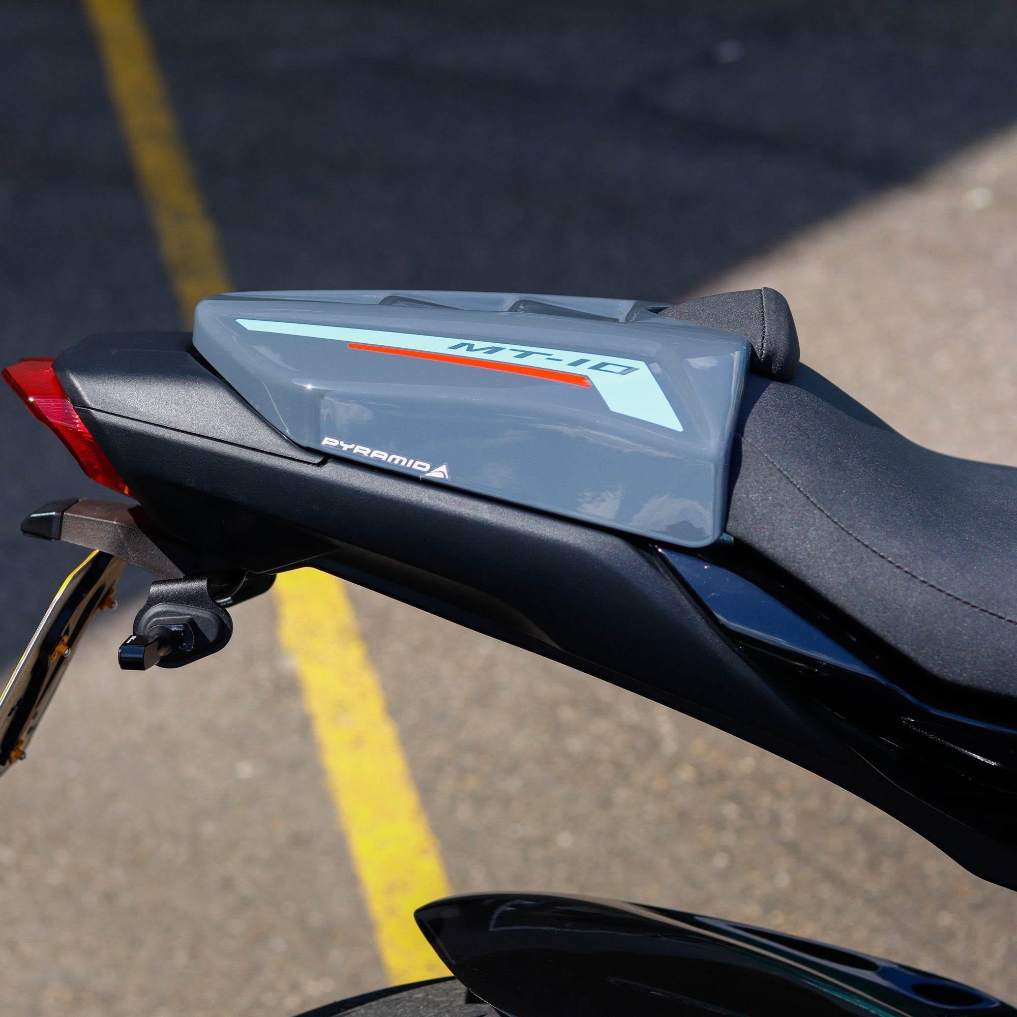 Pyramid Seat Cowl | Cyan Storm Colours | Yamaha MT-10 2022>Current - Shop name