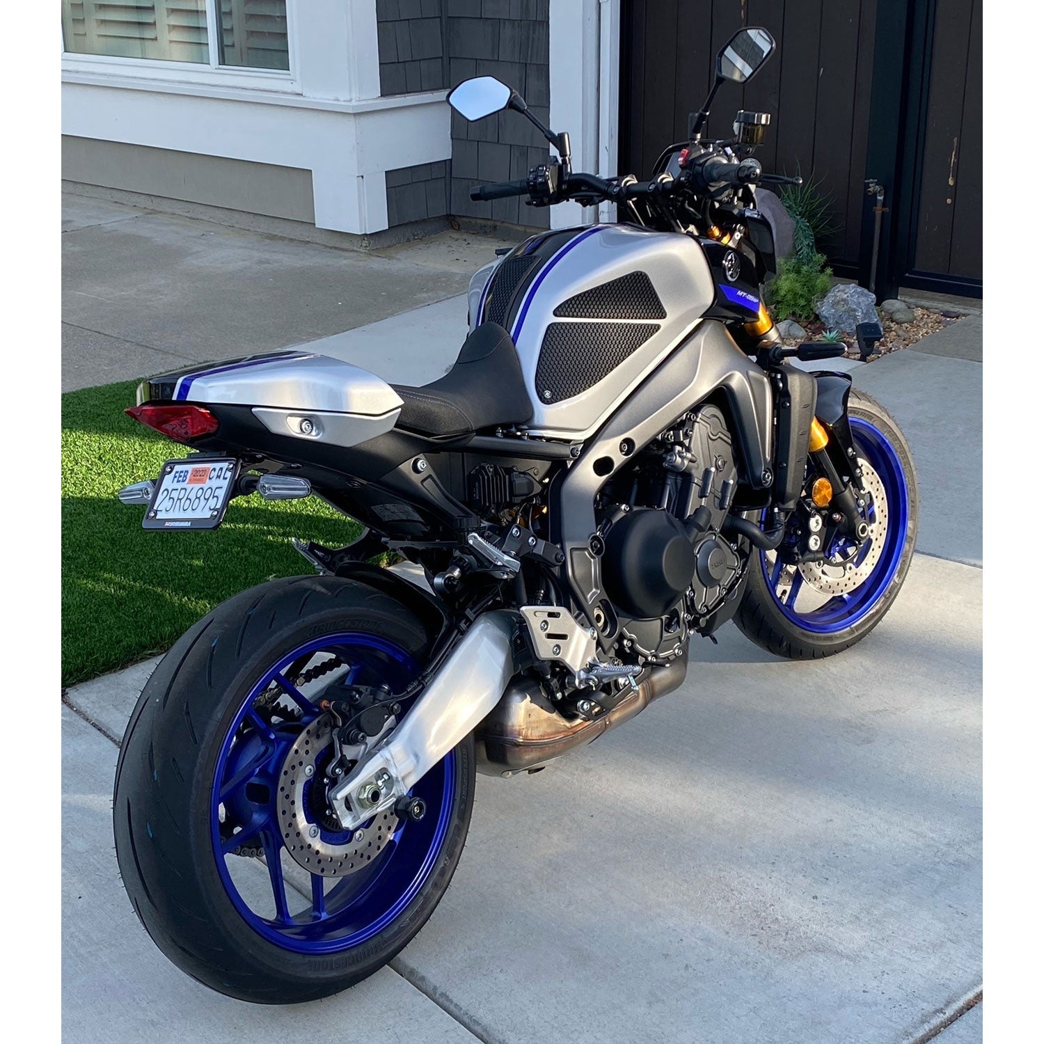 Pyramid Seat Cowl | SP Colours | Yamaha MT-09 SP 2022>2023 - Pyramid Motorcycle Accessories