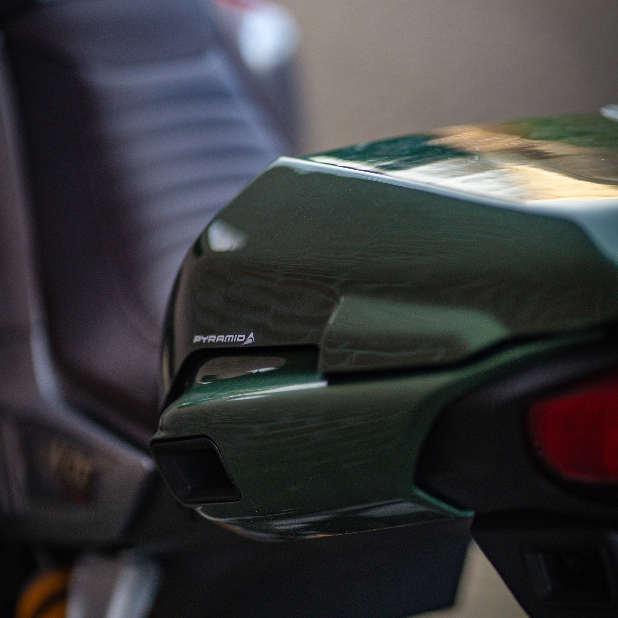 Pyramid Seat Cowl | Verde | Moto Guzzi V100 Mandello 2022>Current - Shop name