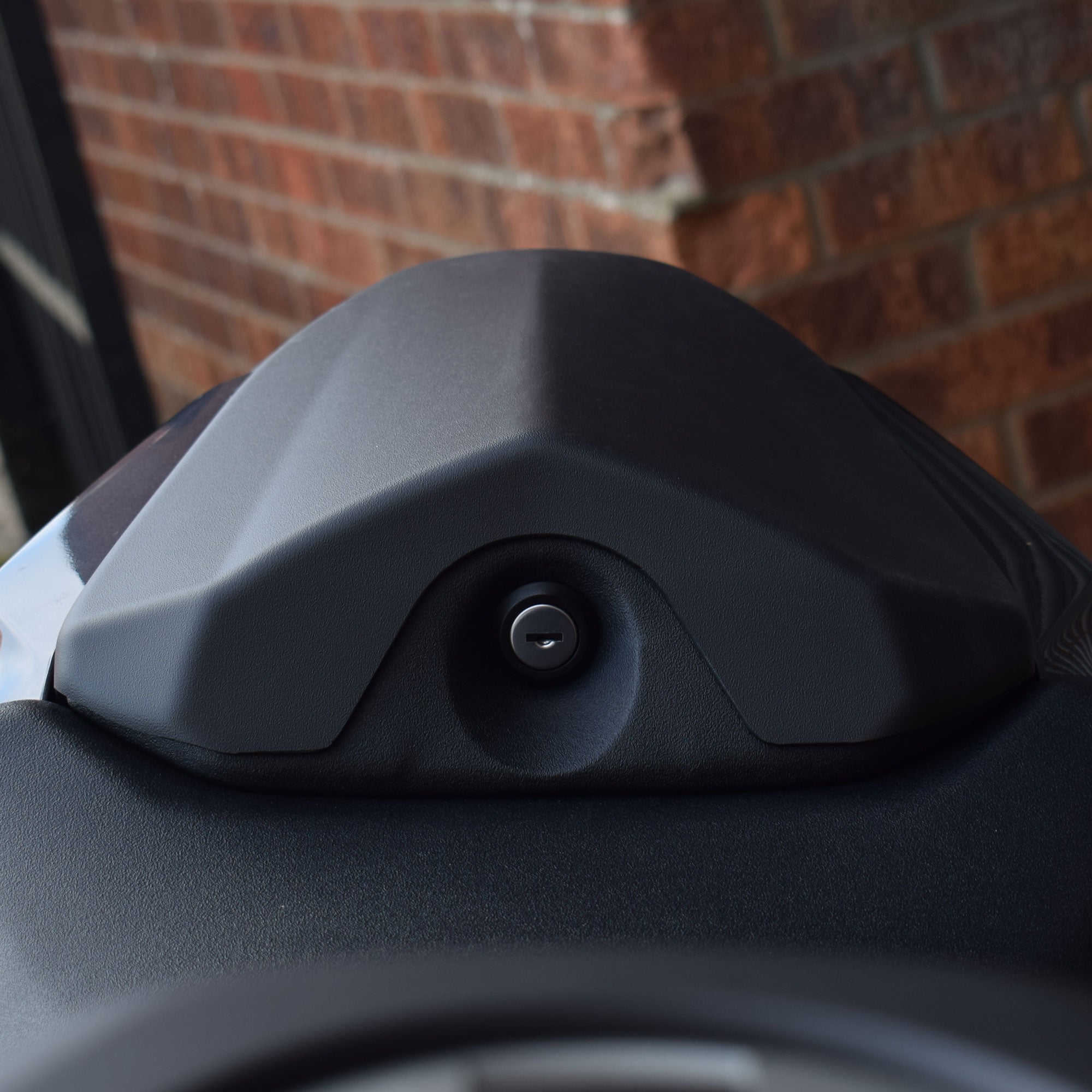 Pyramid Seat Cowl | Yamaha Blue | Yamaha MT-09 2024>CurrentΒ -Β Shop name