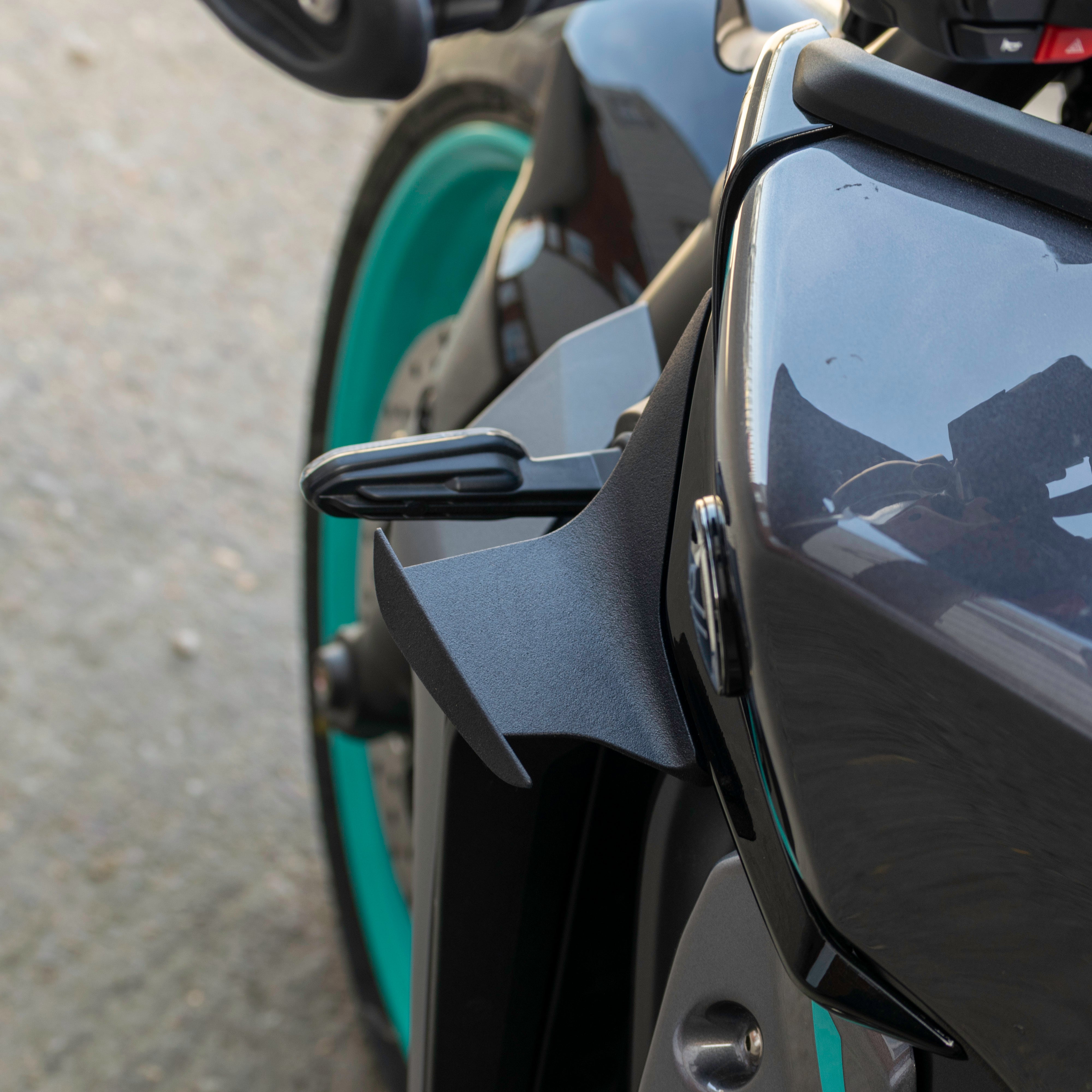 Pyramid Side Wings | Matte Black | Yamaha MT-09 inc SP 2024>Current - Pyramid Motorcycle Accessories