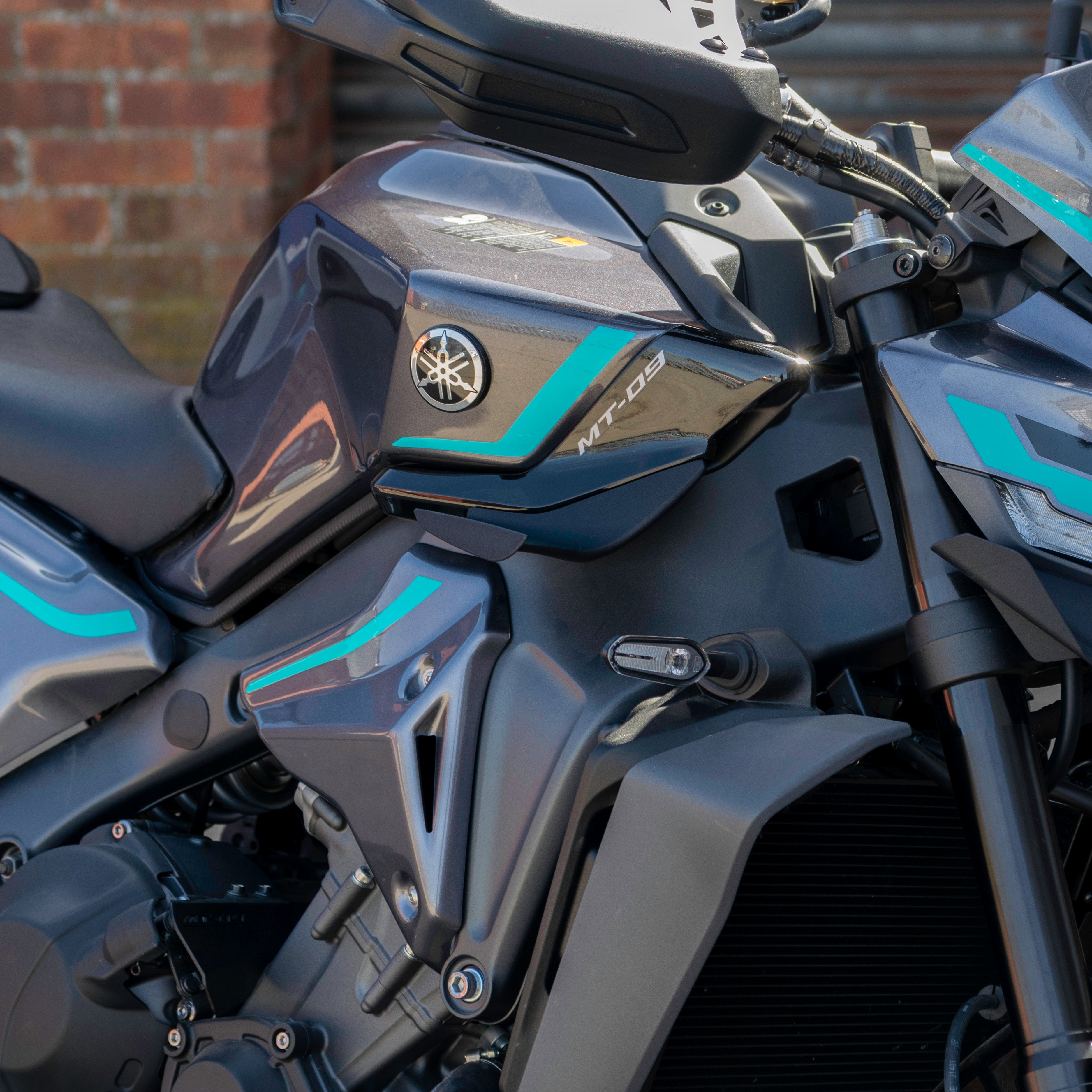 Pyramid Side Wings | Matte Black | Yamaha MT-09 inc SP 2024>Current - Pyramid Motorcycle Accessories