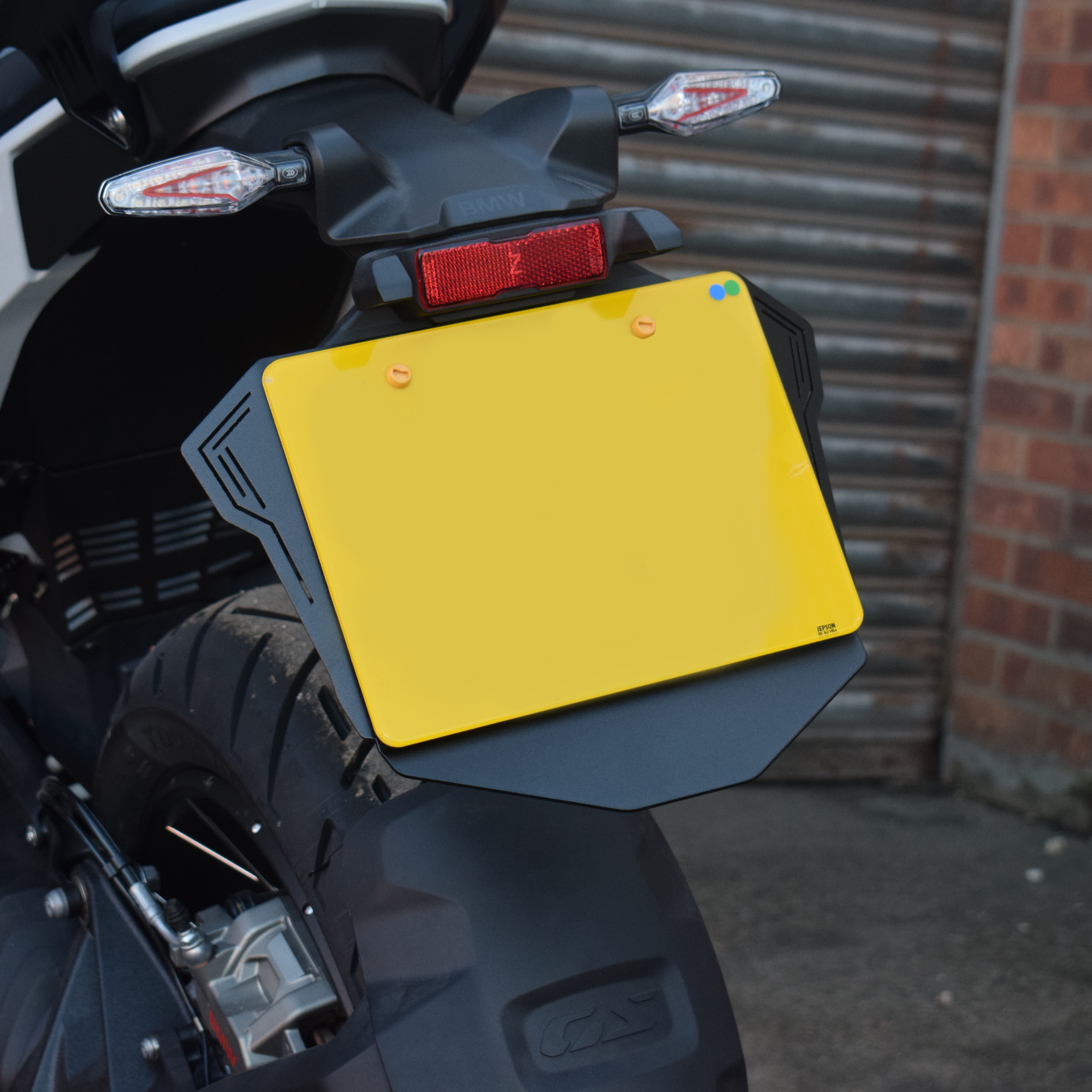 Pyramid Splash Plate | Matte Black | BMW R 1300 GS 2023>Current - Pyramid Motorcycle Accessories