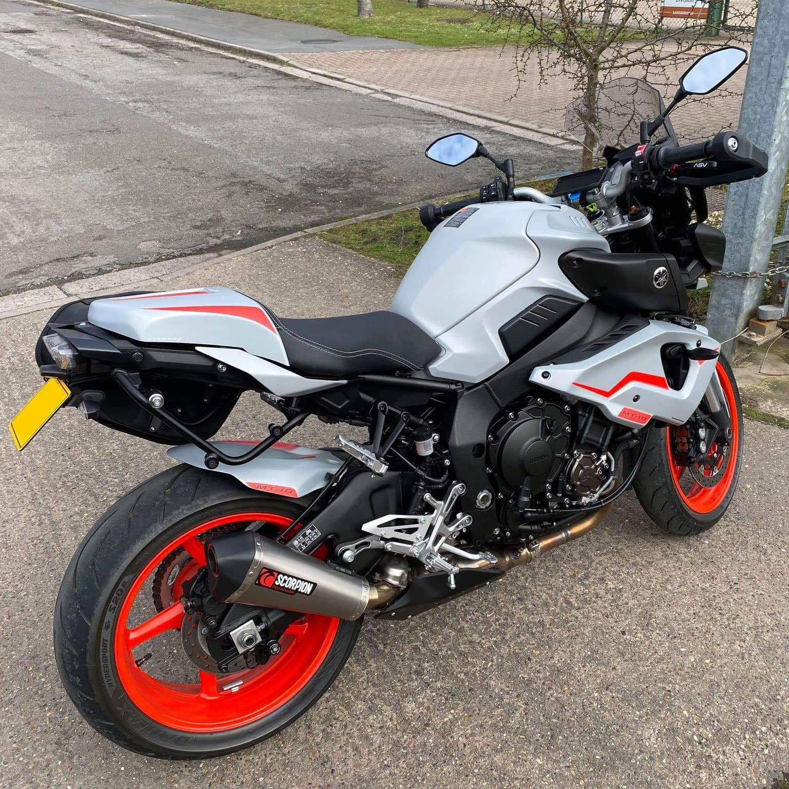 Pyramid Sport Fairing Panels | Matte Metallic Grey (Night Fluo Matte) | Yamaha MT-10 2016>2021 - Shop name