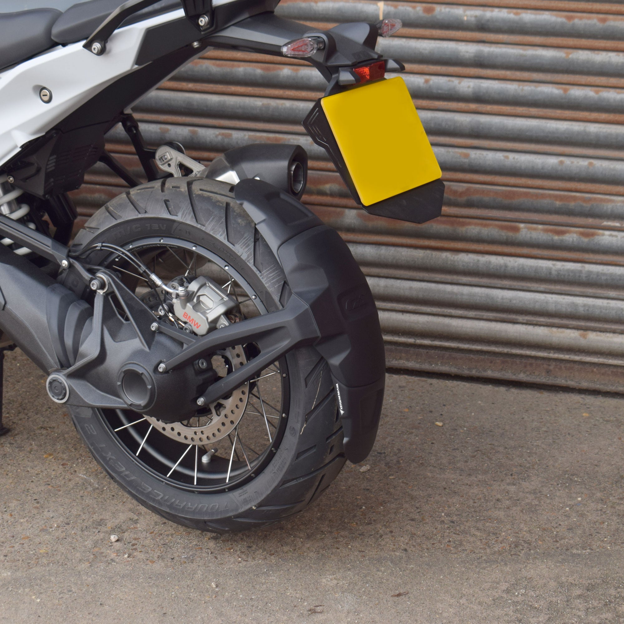 Pyramid Spray Guard Extension | Matte Black | BMW R 1300 GS 2023>Current -  Shop name