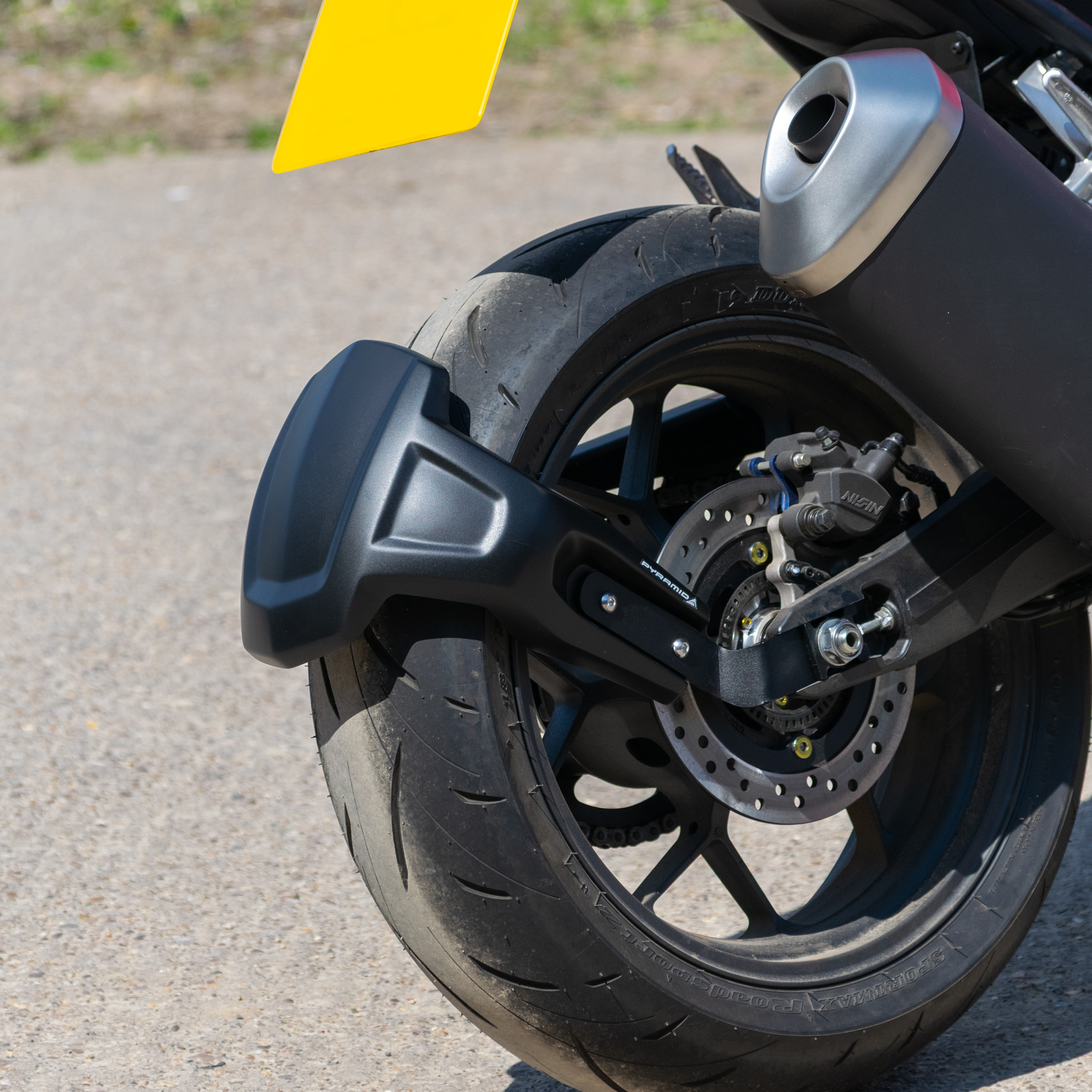 Pyramid Spray Guard | Gloss Black | Honda CB1000 Hornet inc SP 2025>Current - Shop name