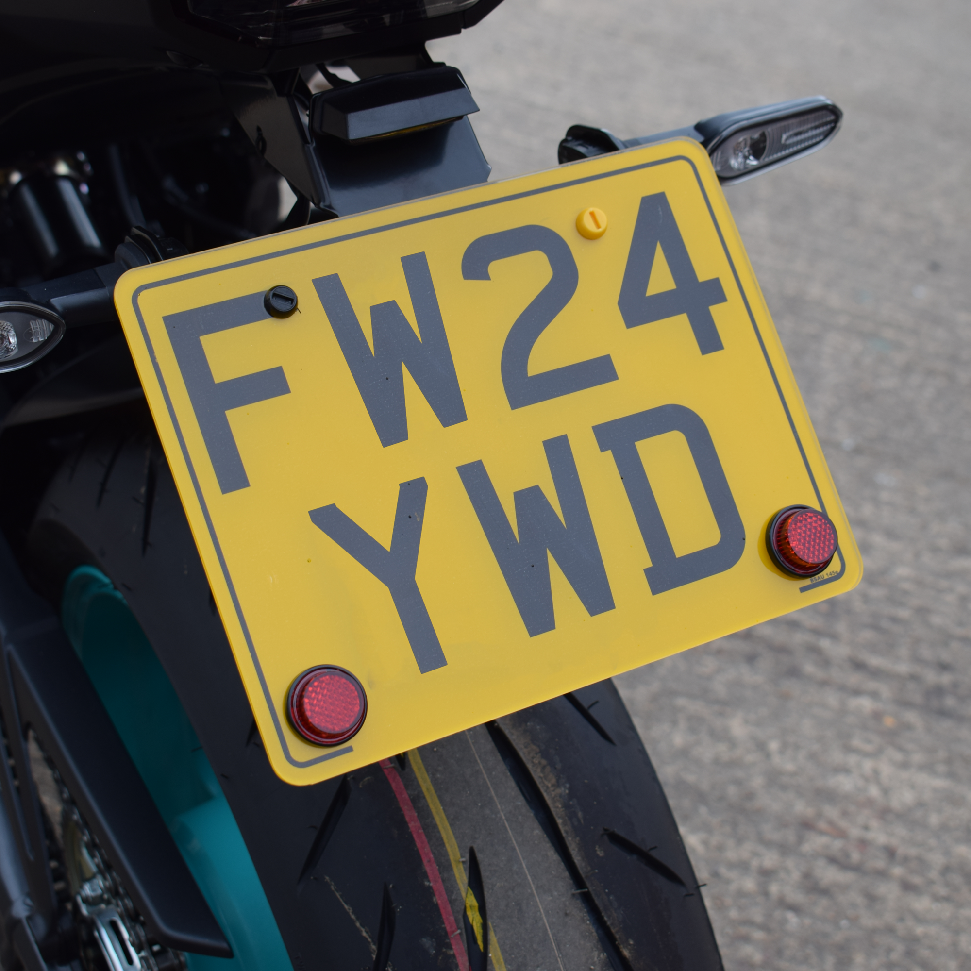 Pyramid Universal Round Number Plate Reflector | Pack Of 2 - Shop name