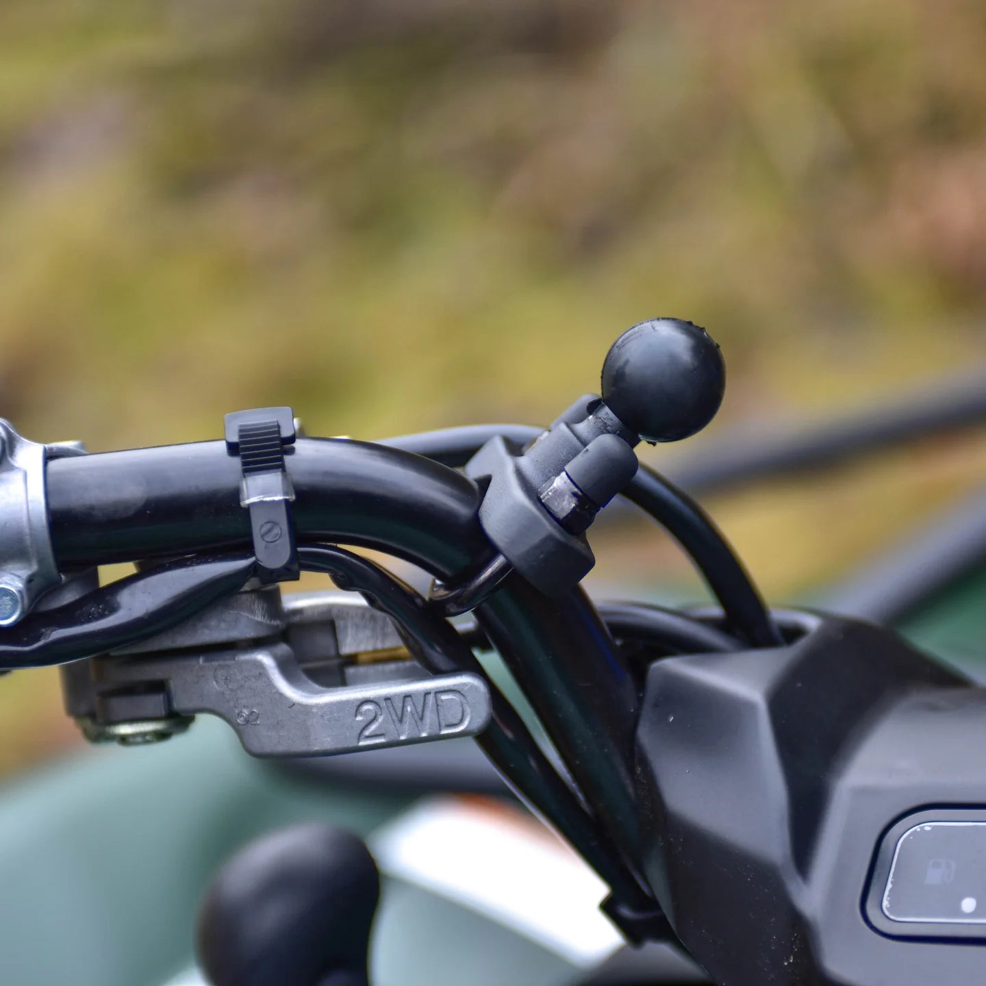 RAM® Handlebar U-Bolt Base for Rails 0.5" to 1.25" in Diameter - B Size - Shop name