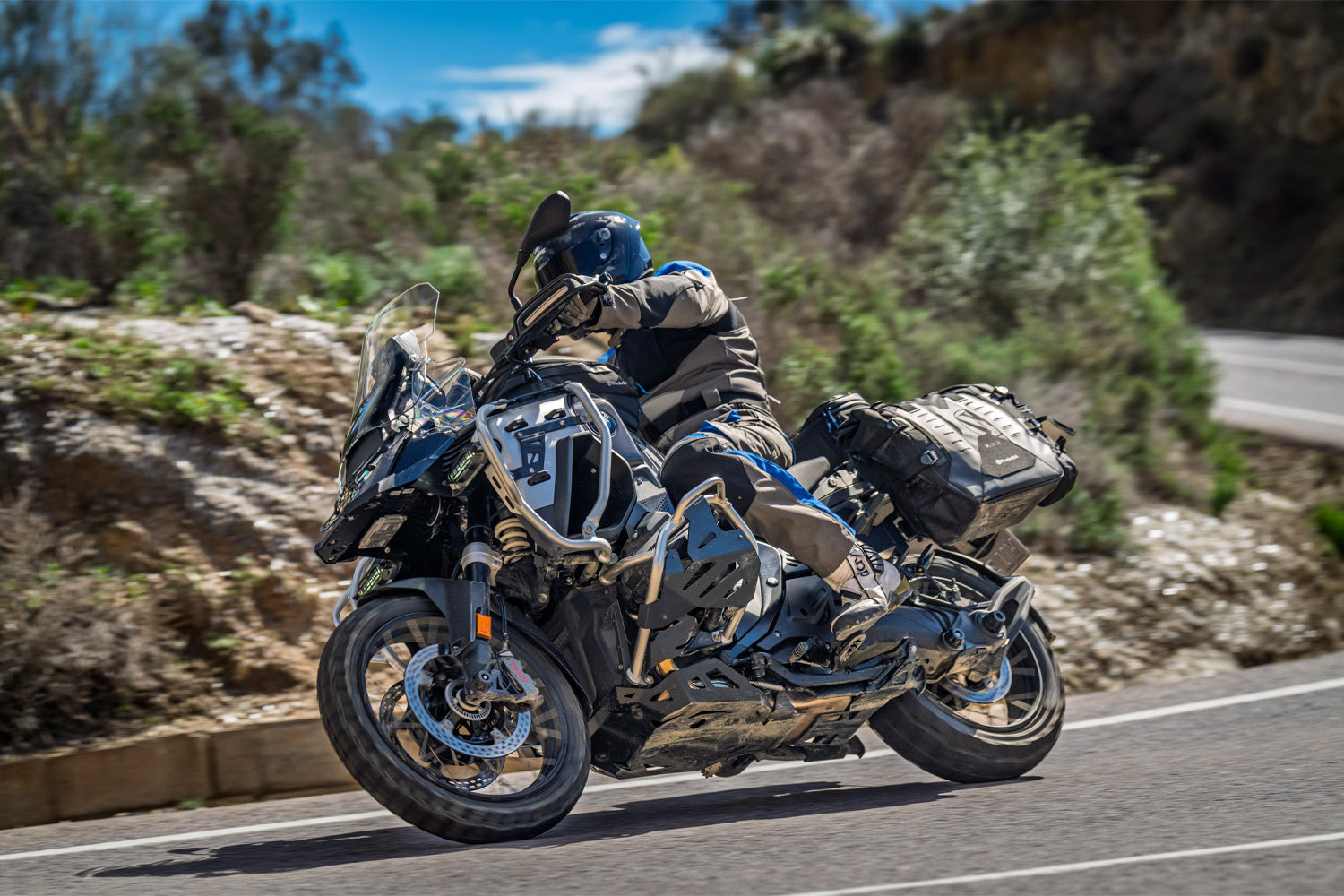 Wunderlich Tank Protection Bar Ultimate Pro | Black-Silver | BMW R 1300 GS Adventure - Pyramid Motorcycle Accessories